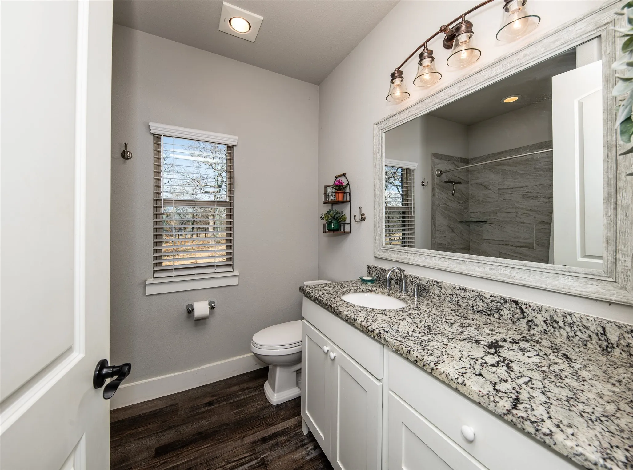 Single Family Residence For Sale in Wise County , 133 Sunset Bay Pointe Court, Chico, Texas 76431, 4 Bedroom, 4 Bathroom, 3 Garage spaces, 3,030 Sqft, built in 2020, mls#21339687, Real Estate Agent in Chico, Homes For Sale in Wise county, Homes For Sale in Chico, Realtor in Chico Texas, Real Estate Brokerage Independent Realty Texas, Luminita Cordes Realtor
