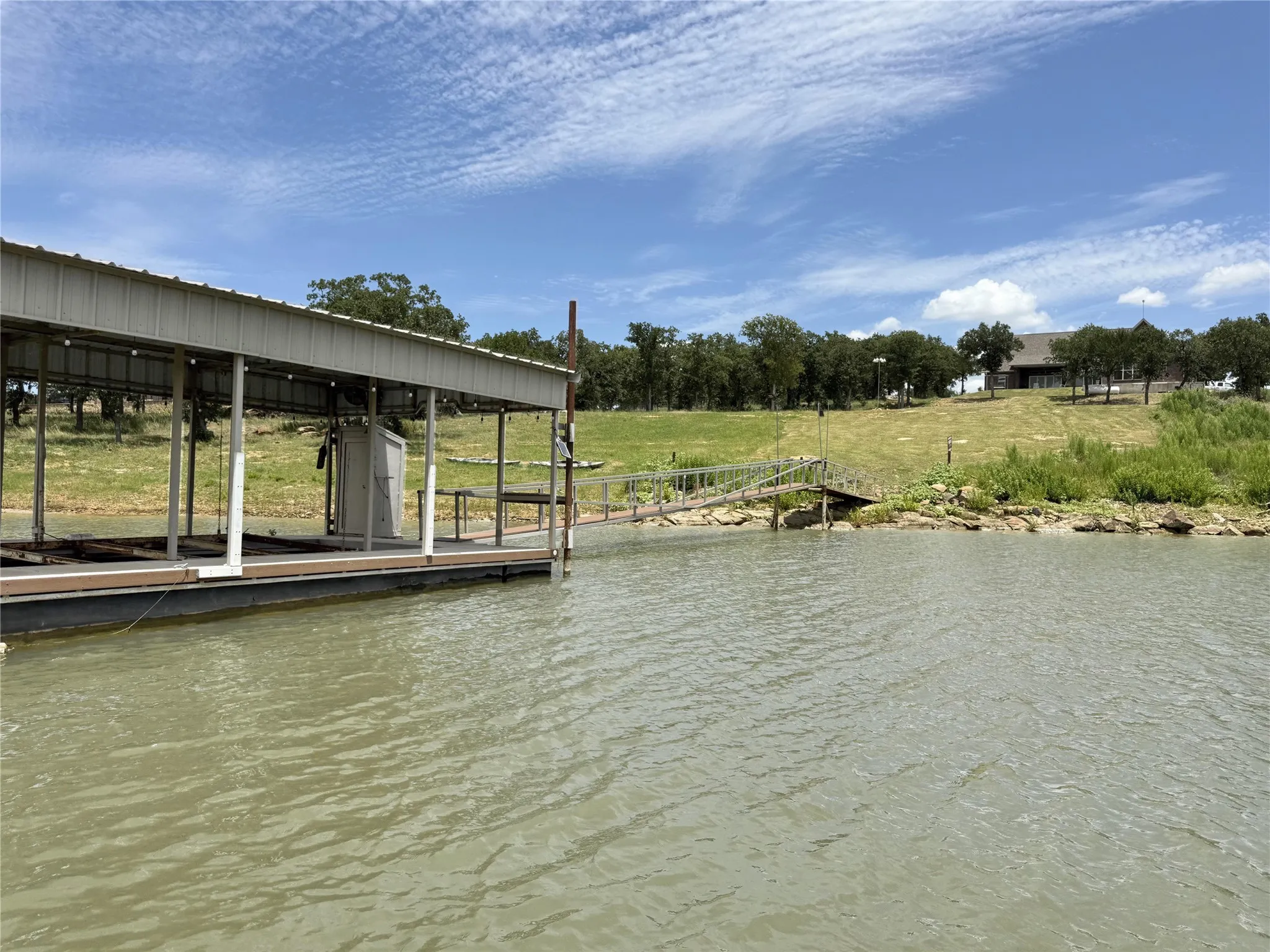 Single Family Residence For Sale in Wise County , 133 Sunset Bay Pointe Court, Chico, Texas 76431, 4 Bedroom, 4 Bathroom, 3 Garage spaces, 3,030 Sqft, built in 2020, mls#21339687, Real Estate Agent in Chico, Homes For Sale in Wise county, Homes For Sale in Chico, Realtor in Chico Texas, Real Estate Brokerage Independent Realty Texas, Luminita Cordes Realtor
