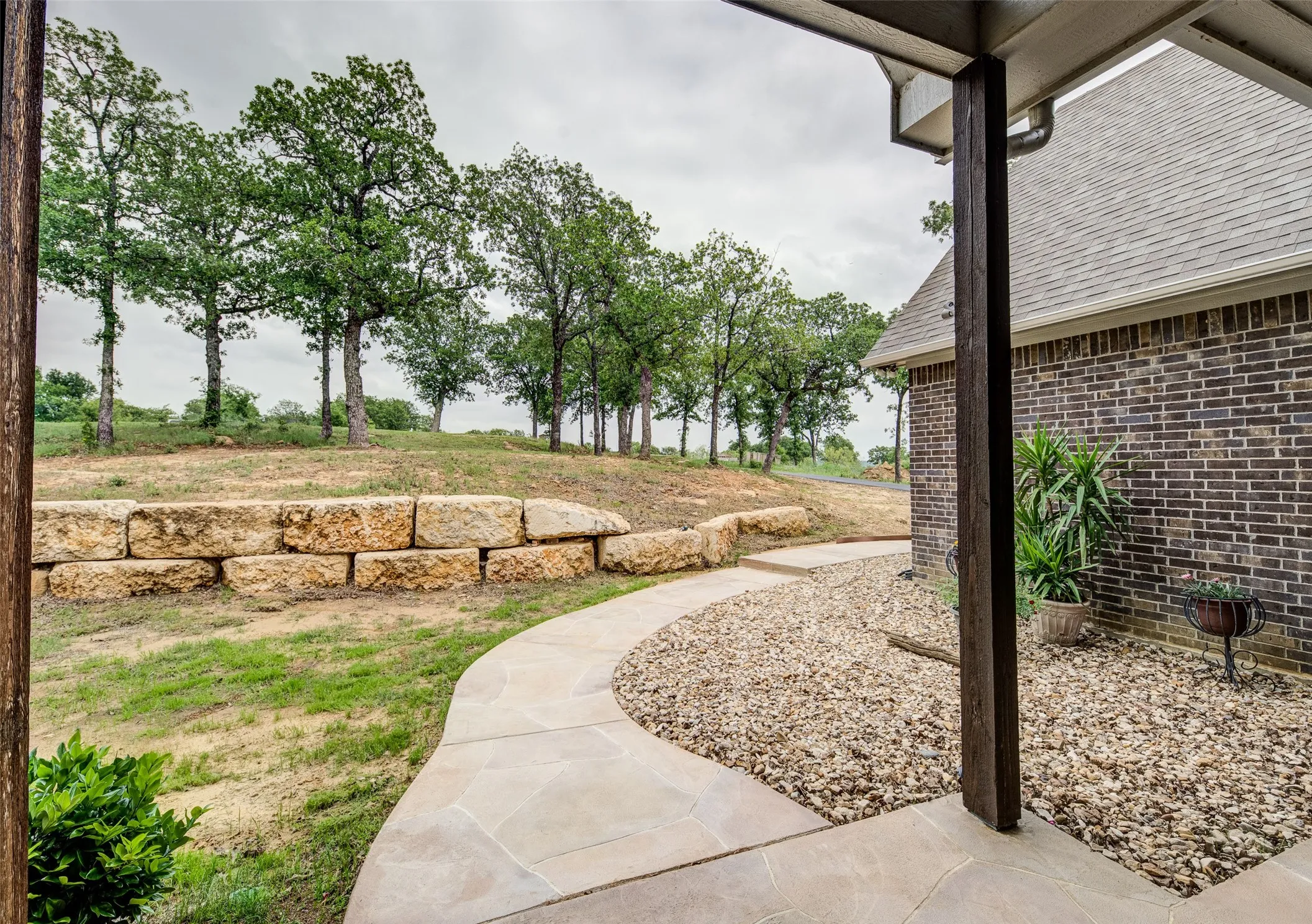 Single Family Residence For Sale in Wise County , 133 Sunset Bay Pointe Court, Chico, Texas 76431, 4 Bedroom, 4 Bathroom, 3 Garage spaces, 3,030 Sqft, built in 2020, mls#21339687, Real Estate Agent in Chico, Homes For Sale in Wise county, Homes For Sale in Chico, Realtor in Chico Texas, Real Estate Brokerage Independent Realty Texas, Luminita Cordes Realtor