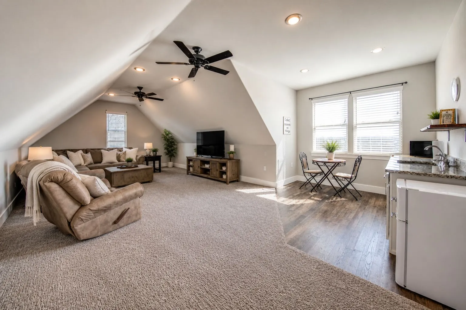 Single Family Residence For Sale in Wise County , 133 Sunset Bay Pointe Court, Chico, Texas 76431, 4 Bedroom, 4 Bathroom, 3 Garage spaces, 3,030 Sqft, built in 2020, mls#21339687, Real Estate Agent in Chico, Homes For Sale in Wise county, Homes For Sale in Chico, Realtor in Chico Texas, Real Estate Brokerage Independent Realty Texas, Luminita Cordes Realtor