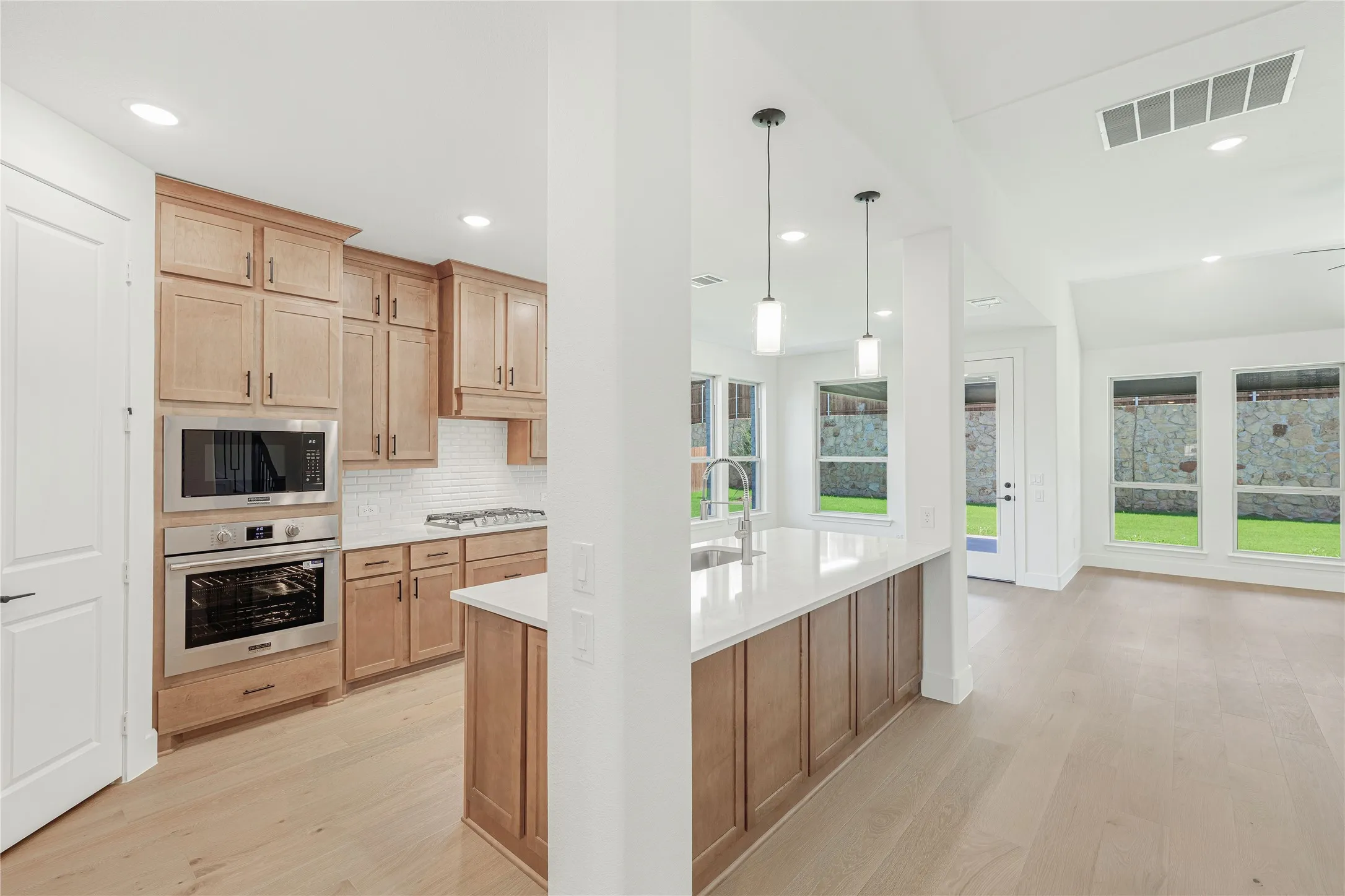 Single Family Residence For Sale in Collin County , 3305 Lakeland Lane, Anna, Texas 75409, 4 Bedroom, 4 Bathroom, 2 Garage spaces, 3,435 Sqft, built in 2026, mls#21338767, Real Estate Agent in Anna, Homes For Sale in Collin county, Homes For Sale in Anna, Realtor in Anna Texas, Real Estate Brokerage Independent Realty Texas, Luminita Cordes Realtor