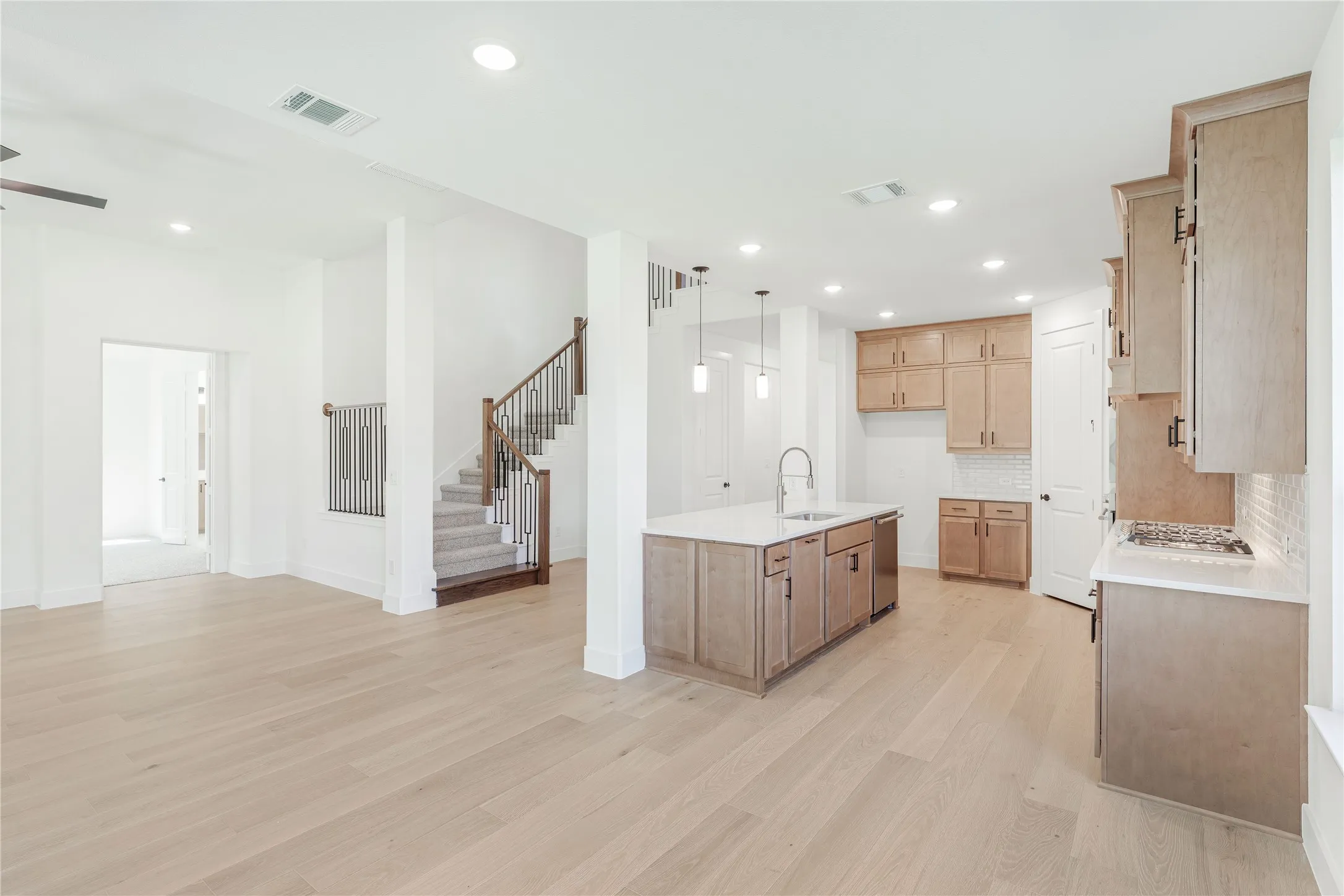 Single Family Residence For Sale in Collin County , 3305 Lakeland Lane, Anna, Texas 75409, 4 Bedroom, 4 Bathroom, 2 Garage spaces, 3,435 Sqft, built in 2026, mls#21338767, Real Estate Agent in Anna, Homes For Sale in Collin county, Homes For Sale in Anna, Realtor in Anna Texas, Real Estate Brokerage Independent Realty Texas, Luminita Cordes Realtor