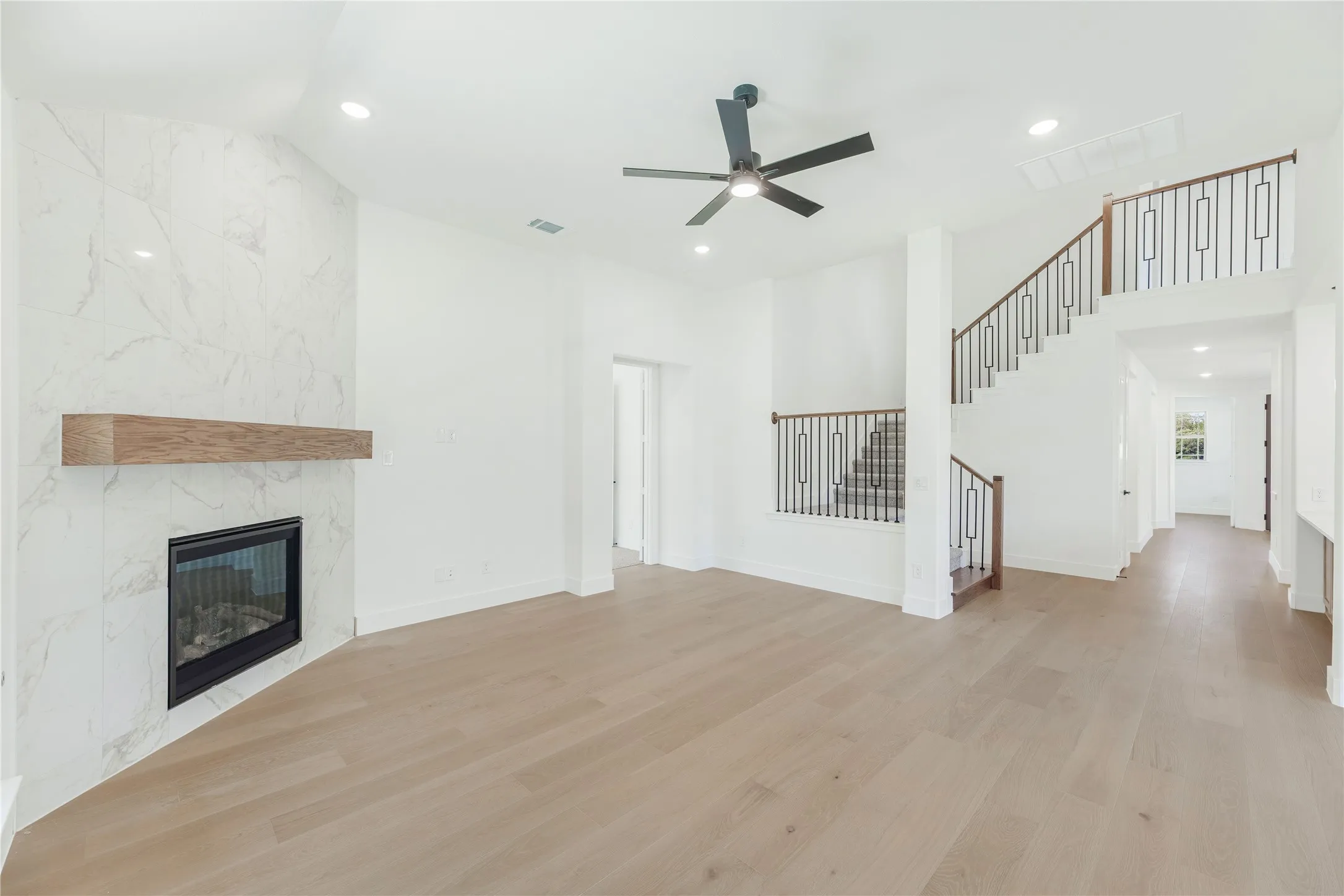 Single Family Residence For Sale in Collin County , 3305 Lakeland Lane, Anna, Texas 75409, 4 Bedroom, 4 Bathroom, 2 Garage spaces, 3,435 Sqft, built in 2026, mls#21338767, Real Estate Agent in Anna, Homes For Sale in Collin county, Homes For Sale in Anna, Realtor in Anna Texas, Real Estate Brokerage Independent Realty Texas, Luminita Cordes Realtor