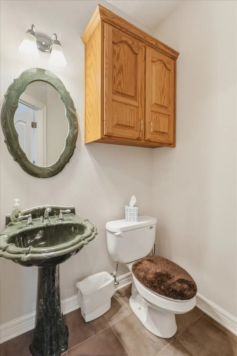Single Family Residence For Sale in Smith County , 16378 County Road 431, Lindale, Texas 75771, 4 Bedrooms, 4 Bathrooms, 2 Garage spaces, 2,912 Sqft, built in 2003, Price $875,000, mls#21339691, Real Estate Agent in Lindale, Homes For Sale in Smith county, Homes For Sale in Lindale, Realtor in Lindale Texas, Real Estate Brokerage Independent Realty Texas, Luminita Cordes Realtor