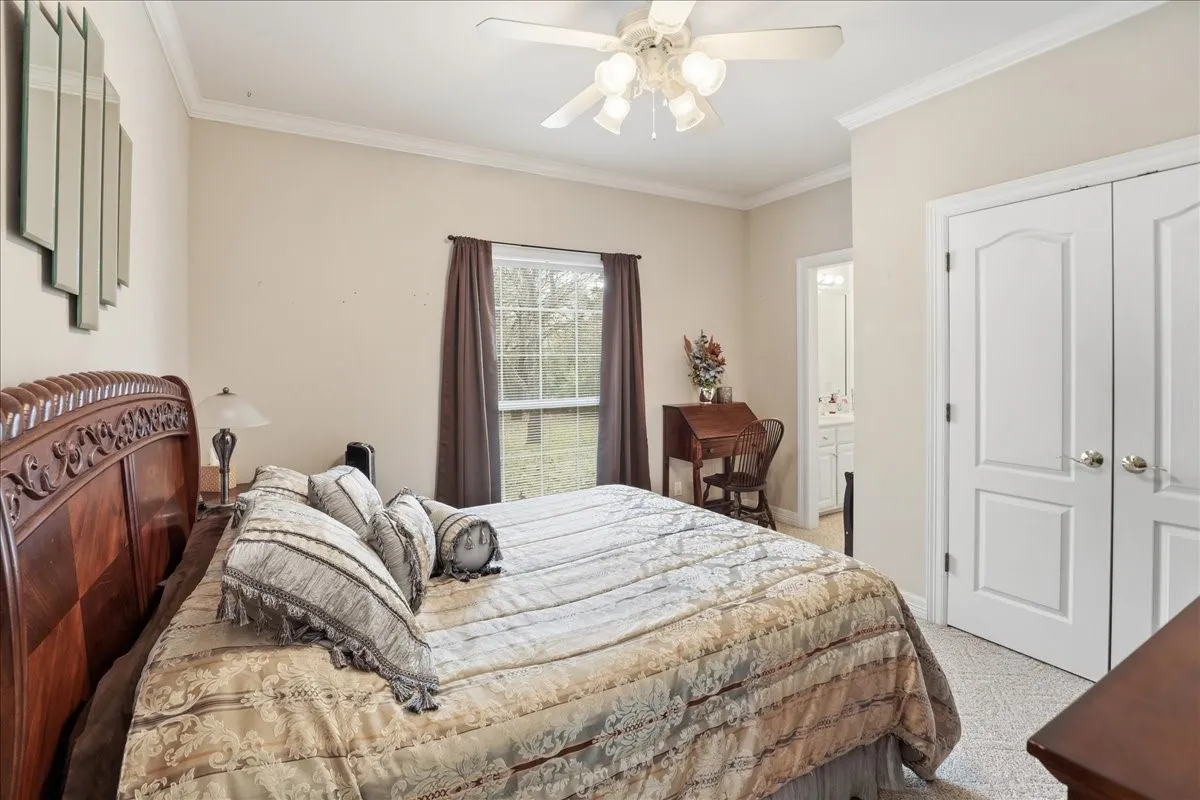 Single Family Residence For Sale in Smith County , 16378 County Road 431, Lindale, Texas 75771, 4 Bedrooms, 4 Bathrooms, 2 Garage spaces, 2,912 Sqft, built in 2003, Price $875,000, mls#21339691, Real Estate Agent in Lindale, Homes For Sale in Smith county, Homes For Sale in Lindale, Realtor in Lindale Texas, Real Estate Brokerage Independent Realty Texas, Luminita Cordes Realtor