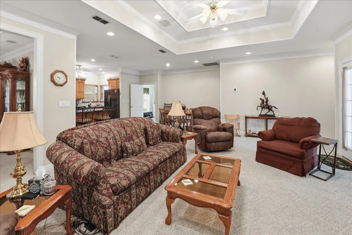 Single Family Residence For Sale in Smith County , 16378 County Road 431, Lindale, Texas 75771, 4 Bedrooms, 4 Bathrooms, 2 Garage spaces, 2,912 Sqft, built in 2003, Price $875,000, mls#21339691, Real Estate Agent in Lindale, Homes For Sale in Smith county, Homes For Sale in Lindale, Realtor in Lindale Texas, Real Estate Brokerage Independent Realty Texas, Luminita Cordes Realtor