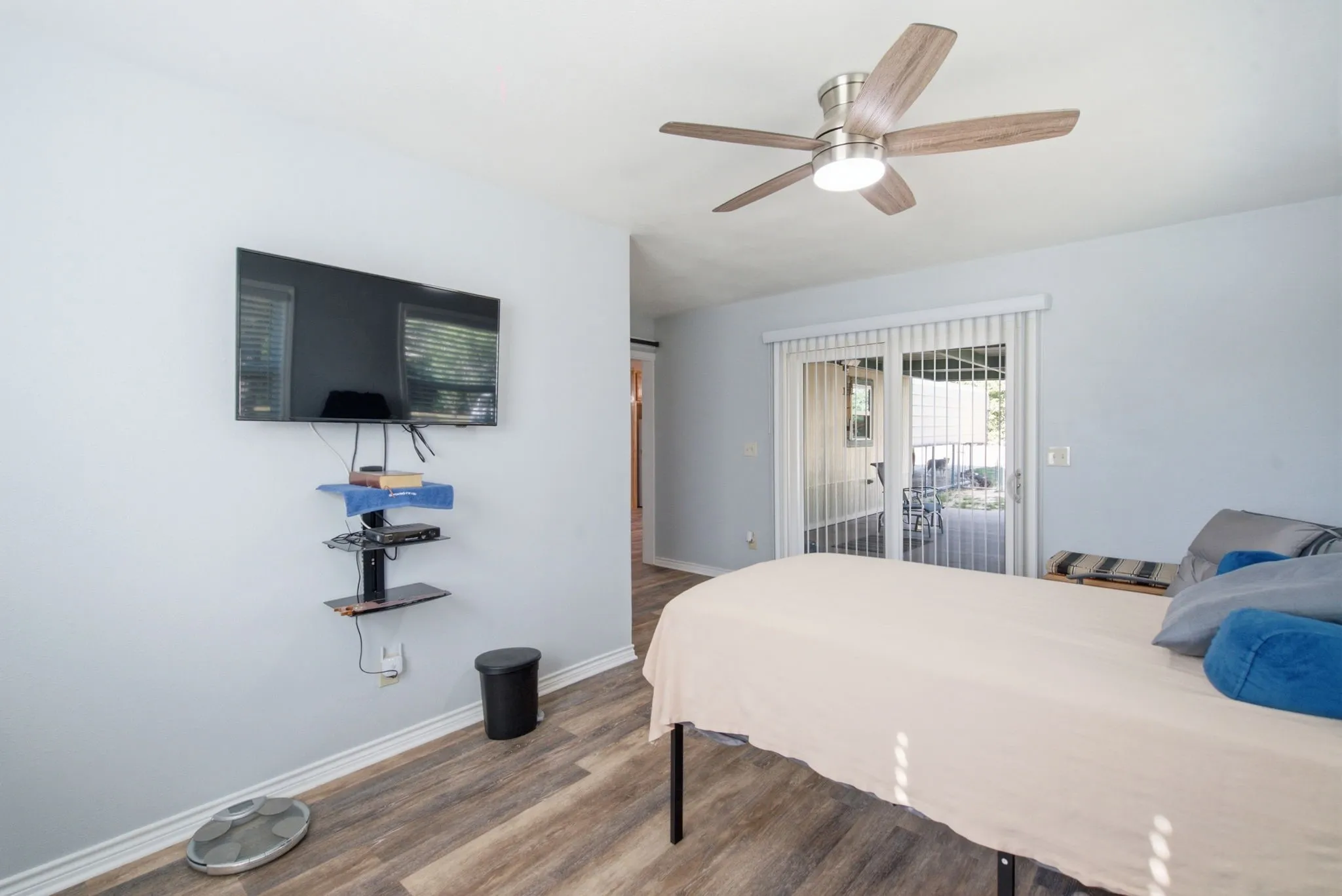 Farm For Sale in Eastland County , 1718 County Road 143, Cisco, Texas 76437, 2 Bedroom, 2 Bathroom, Garage spaces, 1,400 Sqft, built in 2002, mls#21339530, Real Estate Agent in Cisco, Homes For Sale in Eastland county, Homes For Sale in Cisco, Realtor in Cisco Texas, Real Estate Brokerage Independent Realty Texas, Luminita Cordes Realtor