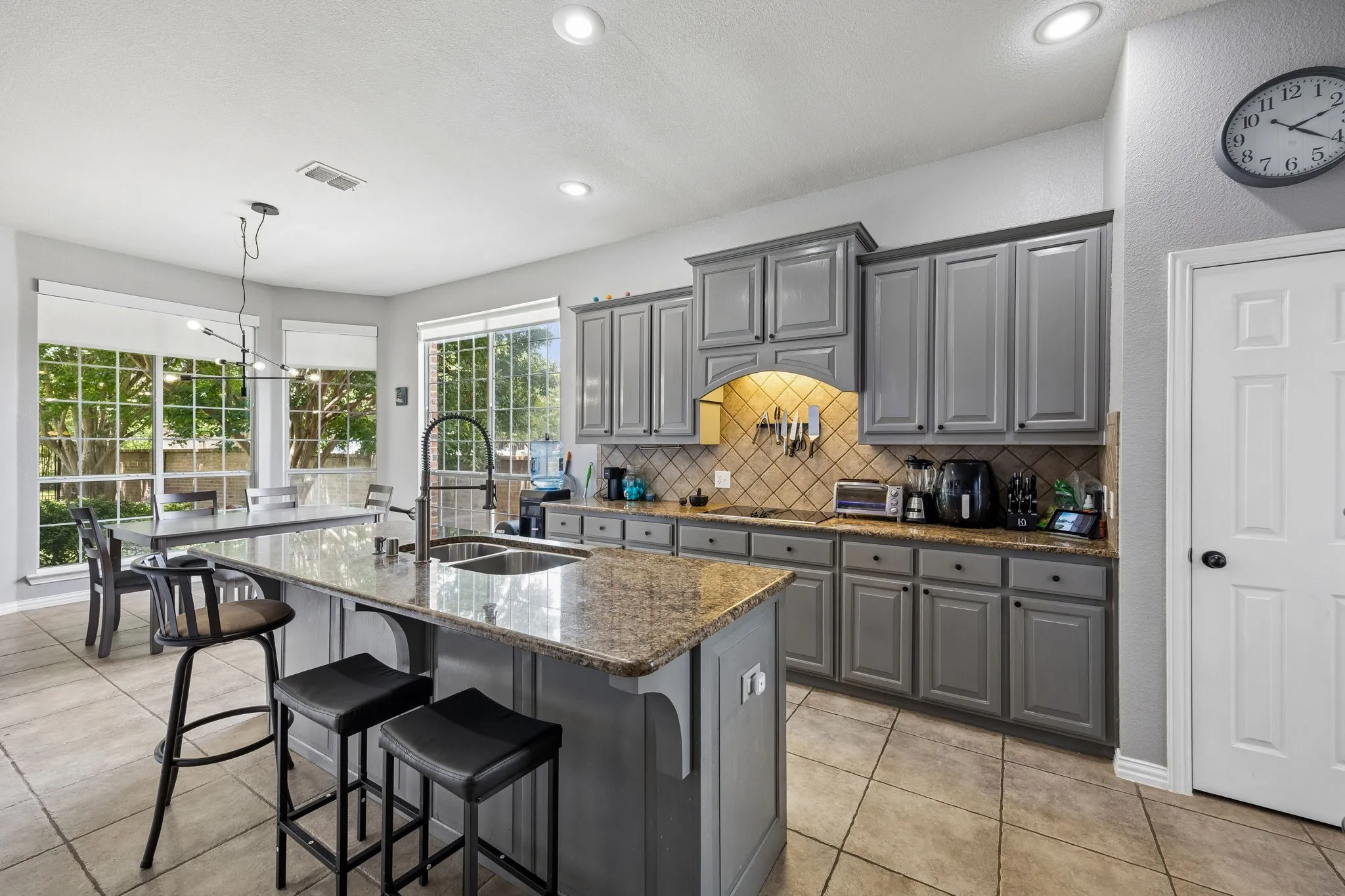 Island Kitchen