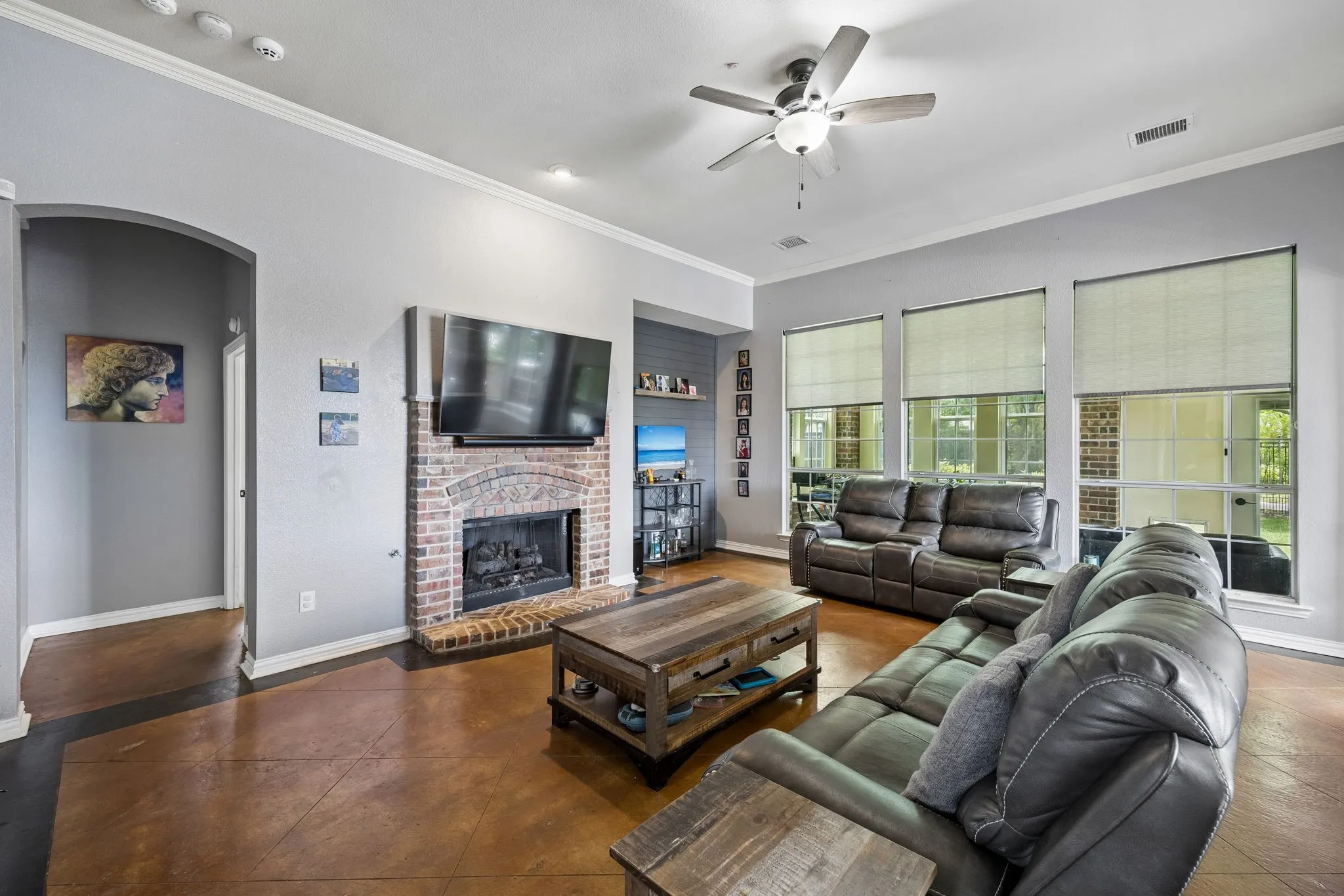 Single Family Residence For Sale in Dallas County , 6211 Crestridge Lane, Sachse, Texas 75048, 4 Bedroom, 4 Bathroom, 3 Garage spaces, 3,325 Sqft, built in 2005, mls#21295500, Real Estate Agent in Sachse, Homes For Sale in Dallas county, Homes For Sale in Sachse, Realtor in Sachse Texas, Real Estate Brokerage Independent Realty Texas, Luminita Cordes Realtor