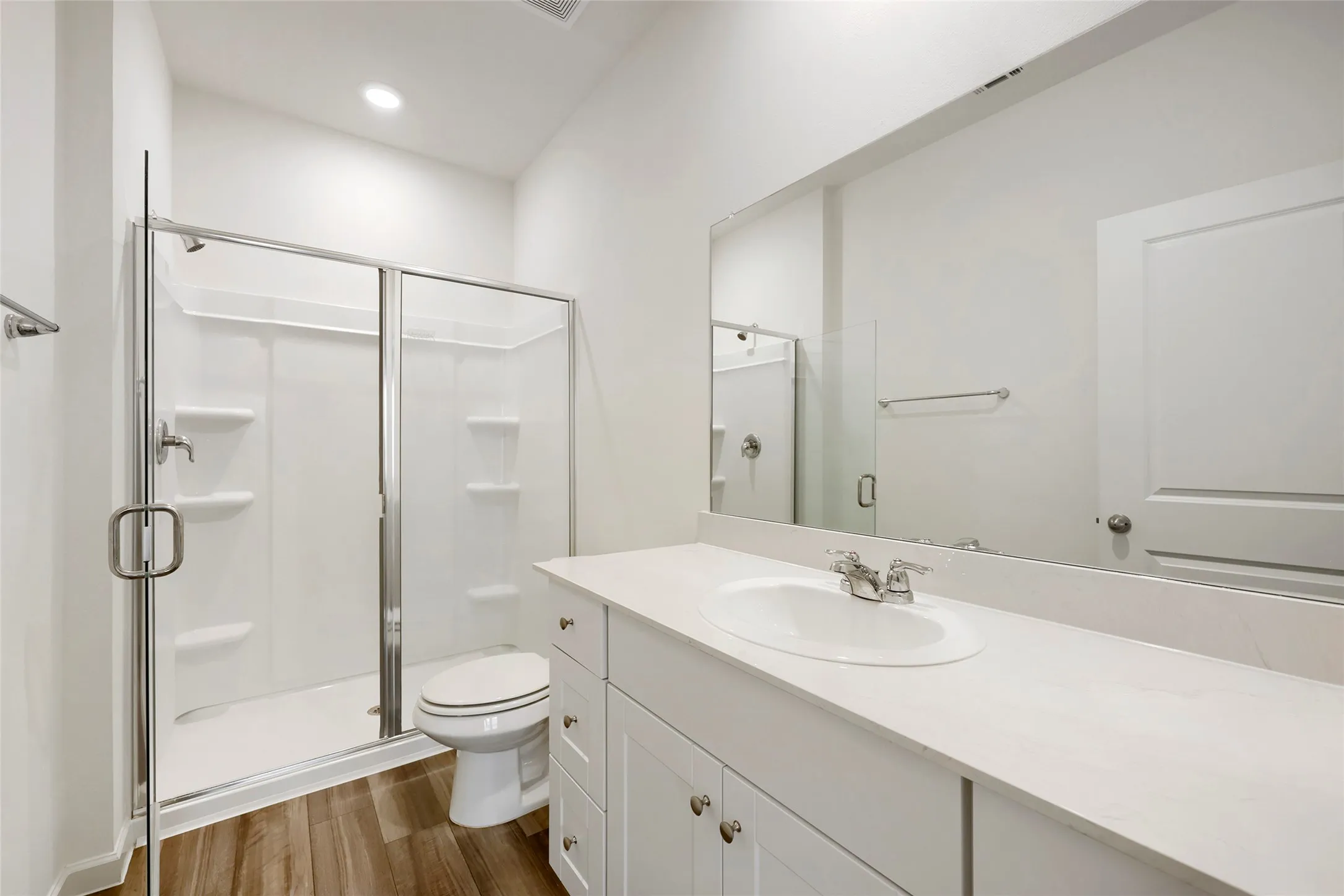 Single Family Residence For Sale in Tarrant County , 4909 Mccoy Drive, Fort Worth, Texas 76179, 3 Bedroom, 3 Bathroom, 2 Garage spaces, 1,589 Sqft, built in 2025, mls#21336574, Real Estate Agent in Fort Worth, Homes For Sale in Tarrant county, Homes For Sale in Fort Worth, Realtor in Fort Worth Texas, Real Estate Brokerage Independent Realty Texas, Luminita Cordes Realtor