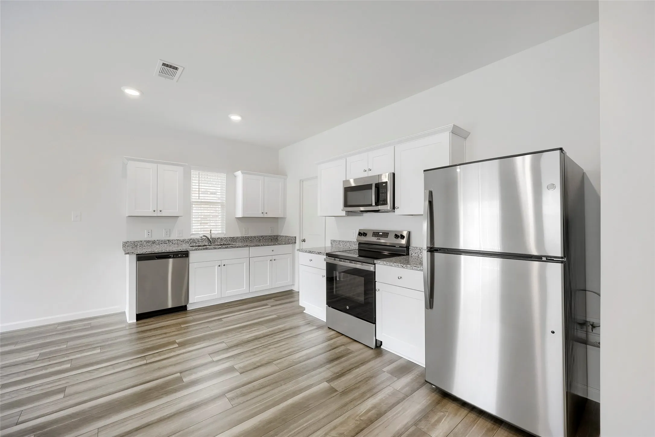 Single Family Residence For Sale in Tarrant County , 4909 Mccoy Drive, Fort Worth, Texas 76179, 3 Bedroom, 3 Bathroom, 2 Garage spaces, 1,589 Sqft, built in 2025, mls#21336574, Real Estate Agent in Fort Worth, Homes For Sale in Tarrant county, Homes For Sale in Fort Worth, Realtor in Fort Worth Texas, Real Estate Brokerage Independent Realty Texas, Luminita Cordes Realtor