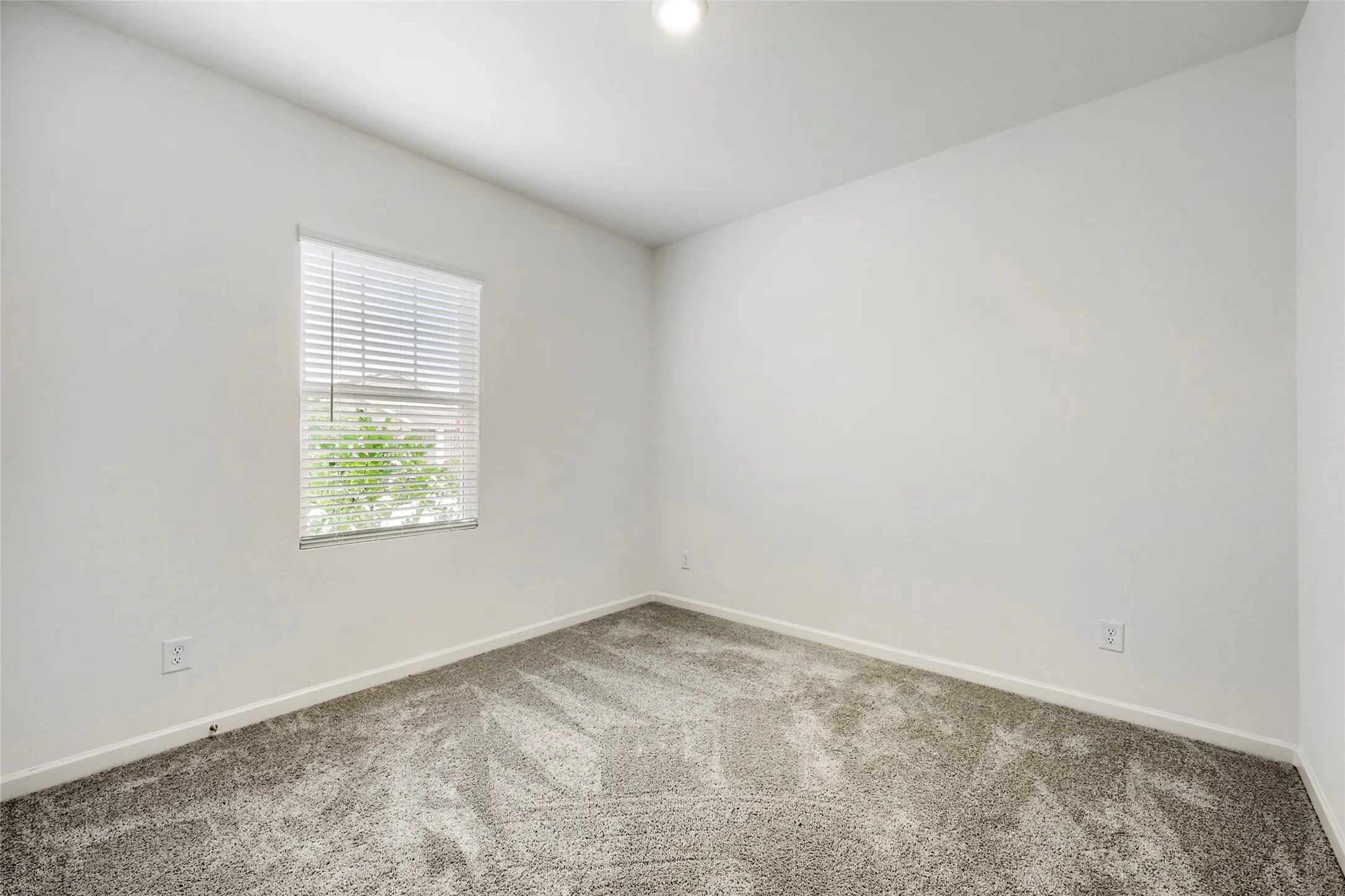 Single Family Residence For Sale in Tarrant County , 4909 Mccoy Drive, Fort Worth, Texas 76179, 3 Bedroom, 3 Bathroom, 2 Garage spaces, 1,589 Sqft, built in 2025, mls#21336574, Real Estate Agent in Fort Worth, Homes For Sale in Tarrant county, Homes For Sale in Fort Worth, Realtor in Fort Worth Texas, Real Estate Brokerage Independent Realty Texas, Luminita Cordes Realtor