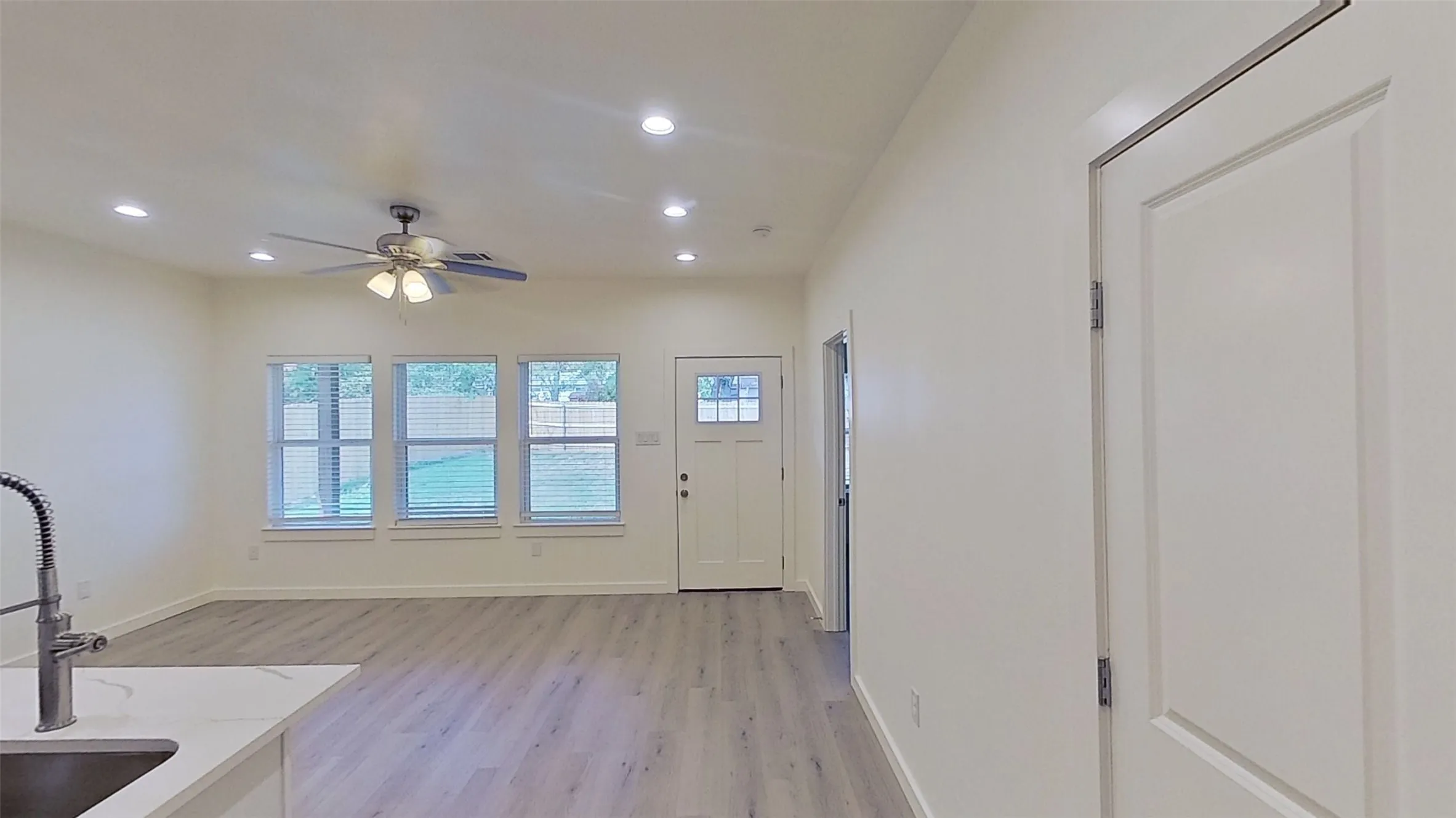 Single Family Residence For Rent in Grayson County , 1009 Dubois Street, Denison, Texas 75020, 4 Bedroom, 3 Bathroom, 1 Garage spaces, 1,681 Sqft, built in 2023, mls#21339710, Real Estate Agent in Denison, Homes For Rent in Grayson county, Homes For Rent in Denison, Realtor in Denison Texas, Real Estate Brokerage Independent Realty Texas, Luminita Cordes Realtor