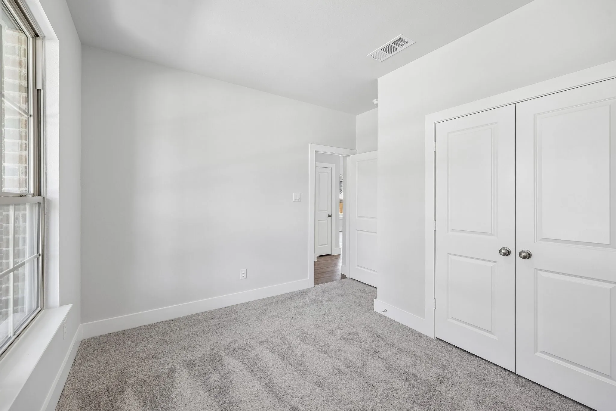 Single Family Residence For Sale in Tarrant County , 1001 Western Hills Drive, Crowley, Texas 76036, 3 Bedroom, 2 Bathroom, 2 Garage spaces, 1,653 Sqft, built in 2026, mls#21334439, Real Estate Agent in Crowley, Homes For Sale in Tarrant county, Homes For Sale in Crowley, Realtor in Crowley Texas, Real Estate Brokerage Independent Realty Texas, Luminita Cordes Realtor
