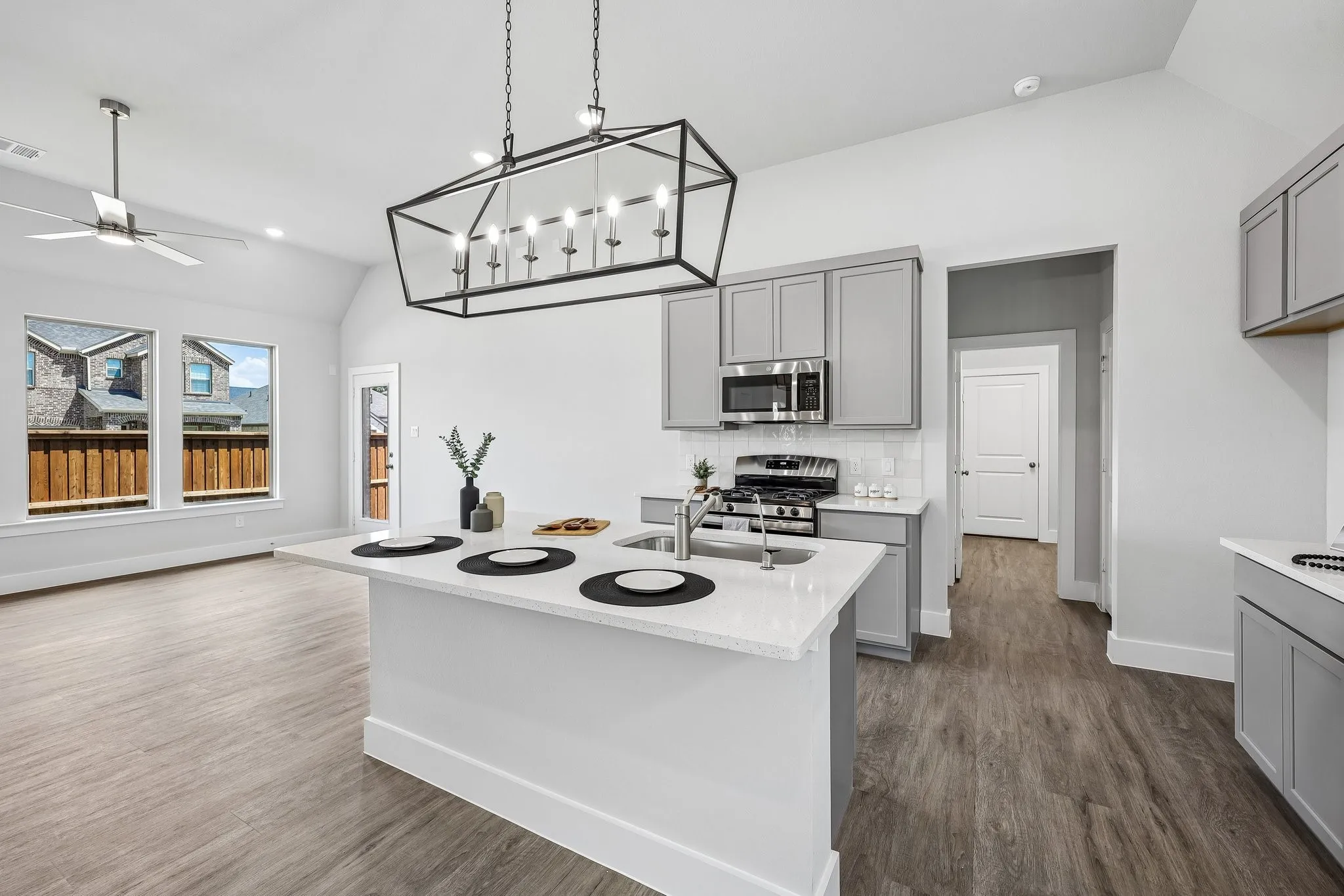 Single Family Residence For Sale in Tarrant County , 1001 Western Hills Drive, Crowley, Texas 76036, 3 Bedroom, 2 Bathroom, 2 Garage spaces, 1,653 Sqft, built in 2026, mls#21334439, Real Estate Agent in Crowley, Homes For Sale in Tarrant county, Homes For Sale in Crowley, Realtor in Crowley Texas, Real Estate Brokerage Independent Realty Texas, Luminita Cordes Realtor