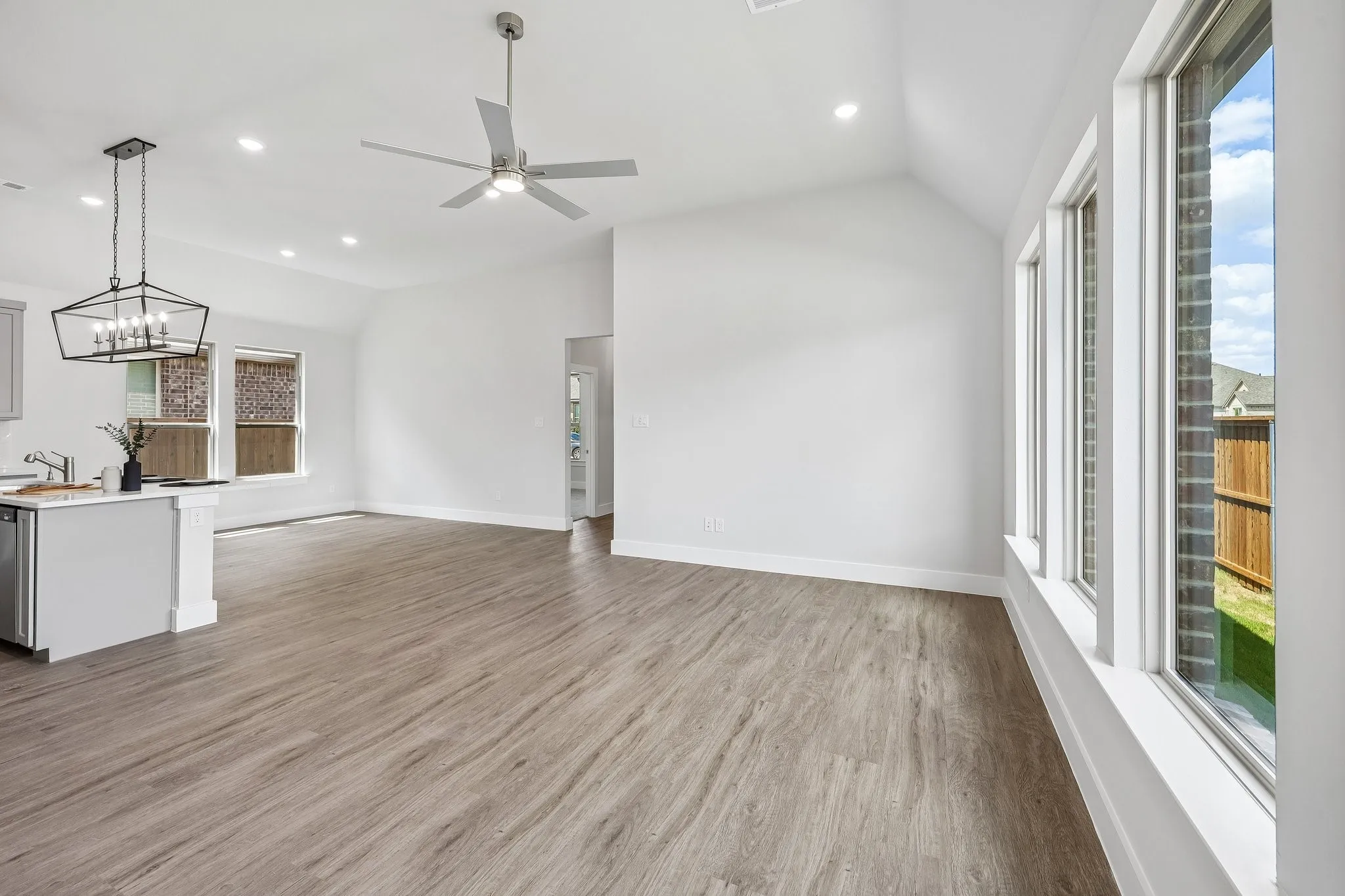 Single Family Residence For Sale in Tarrant County , 1001 Western Hills Drive, Crowley, Texas 76036, 3 Bedroom, 2 Bathroom, 2 Garage spaces, 1,653 Sqft, built in 2026, mls#21334439, Real Estate Agent in Crowley, Homes For Sale in Tarrant county, Homes For Sale in Crowley, Realtor in Crowley Texas, Real Estate Brokerage Independent Realty Texas, Luminita Cordes Realtor
