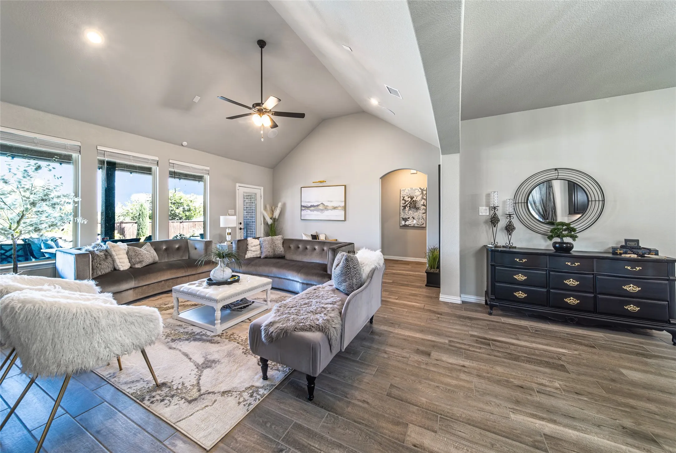 Single Family Residence For Sale in Kaufman County , 2109 Swanmore Way, Forney, Texas 75126, 4 Bedroom, 3 Bathroom, 2 Garage spaces, 3,333 Sqft, built in 2020, mls#21339689, Real Estate Agent in Forney, Homes For Sale in Kaufman county, Homes For Sale in Forney, Realtor in Forney Texas, Real Estate Brokerage Independent Realty Texas, Luminita Cordes Realtor