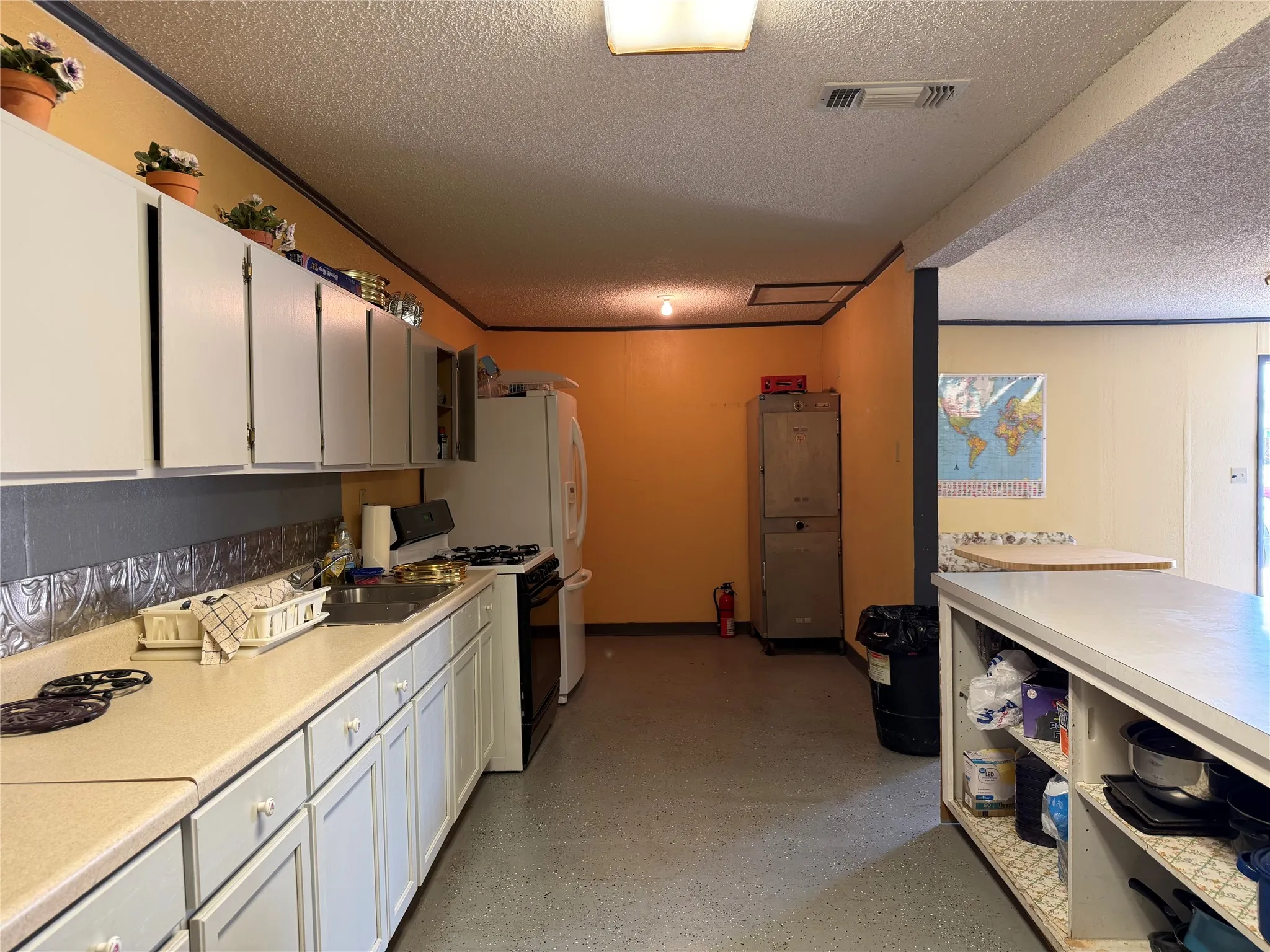 Business For Sale in Taylor County , 2302 Old Anson Road, Abilene, Texas 79603, 0, 0, Garage spaces, 0 Sqft, built in 1960, mls#21339721, Real Estate Agent in Abilene, Homes For Sale in Taylor county, Homes For Sale in Abilene, Realtor in Abilene Texas, Real Estate Brokerage Independent Realty Texas, Luminita Cordes Realtor