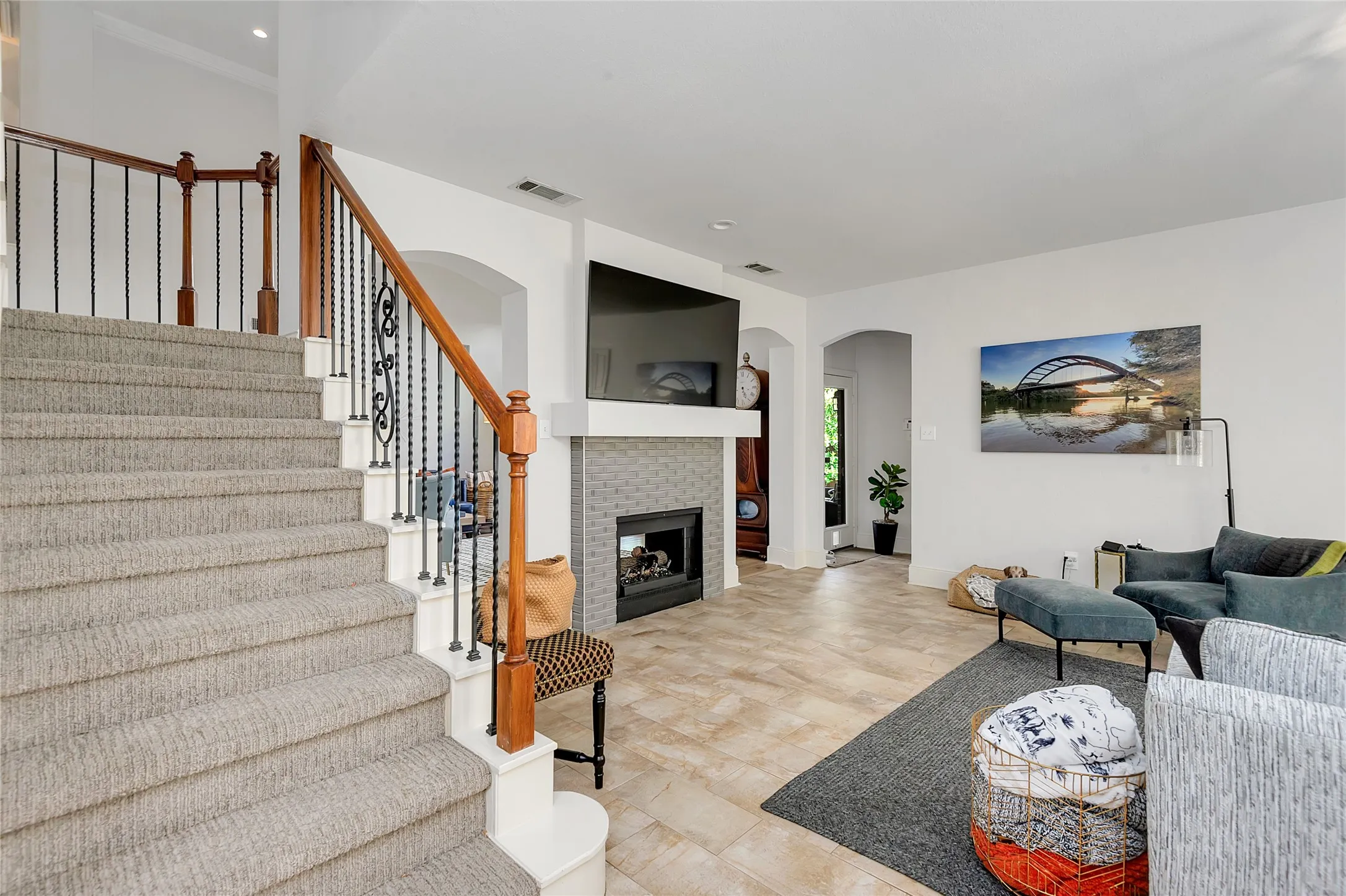 Single Family Residence For Sale in Dallas County , 212 Pecan Hollow Drive, Coppell, Texas 75019, 5 Bedroom, 4 Bathroom, 2 Garage spaces, 3,839 Sqft, built in 1991, mls#21337451, Real Estate Agent in Coppell, Homes For Sale in Dallas county, Homes For Sale in Coppell, Realtor in Coppell Texas, Real Estate Brokerage Independent Realty Texas, Luminita Cordes Realtor