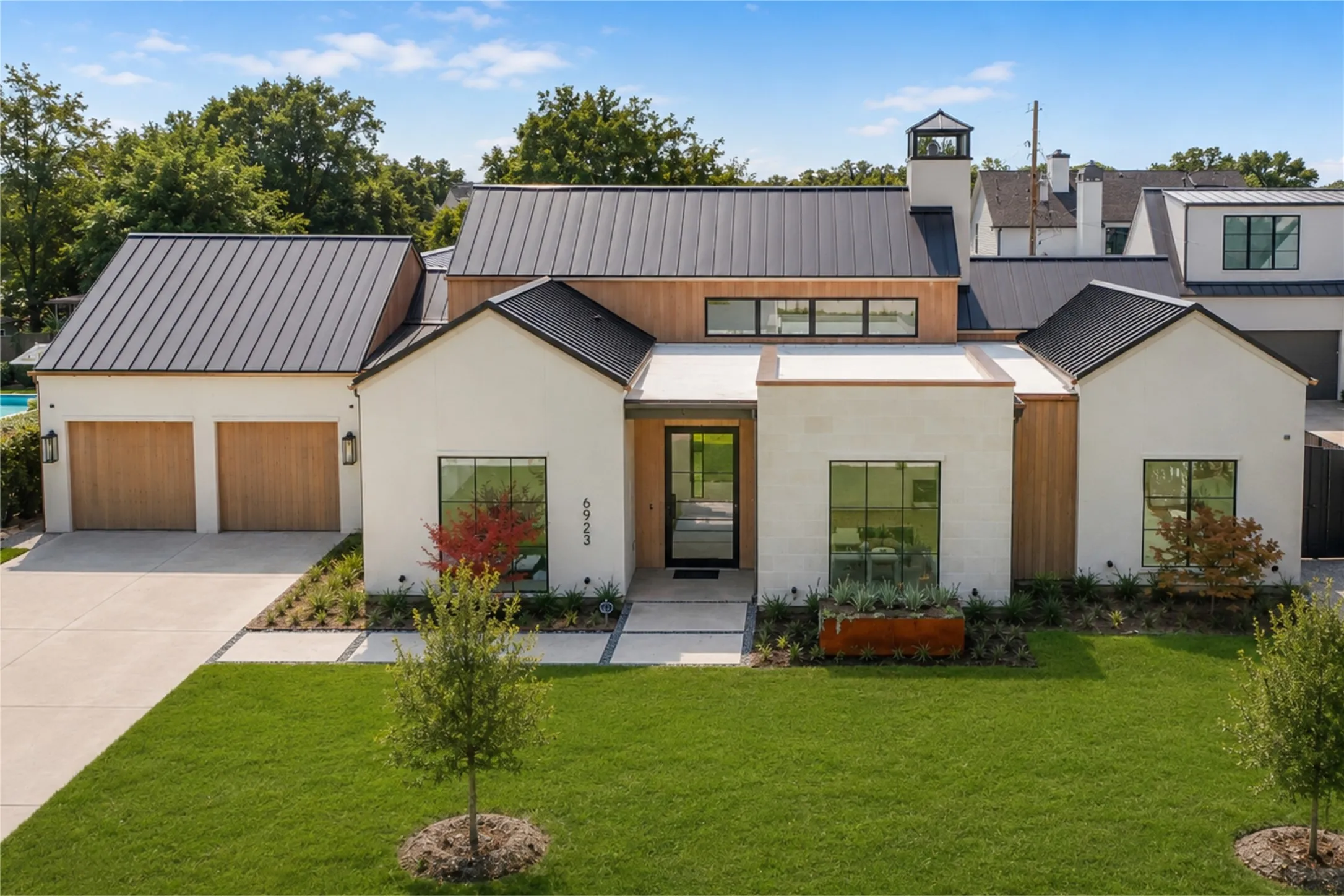 Single Family Residence For Sale in Dallas County , 6923 Robin Road, Dallas, Texas 75209, 4 Bedroom, 6 Bathroom, 3 Garage spaces, 5,597 Sqft, built in 2026, mls#21326950, Real Estate Agent in Dallas, Homes For Sale in Dallas county, Homes For Sale in Dallas, Realtor in Dallas Texas, Real Estate Brokerage Independent Realty Texas, Luminita Cordes Realtor
