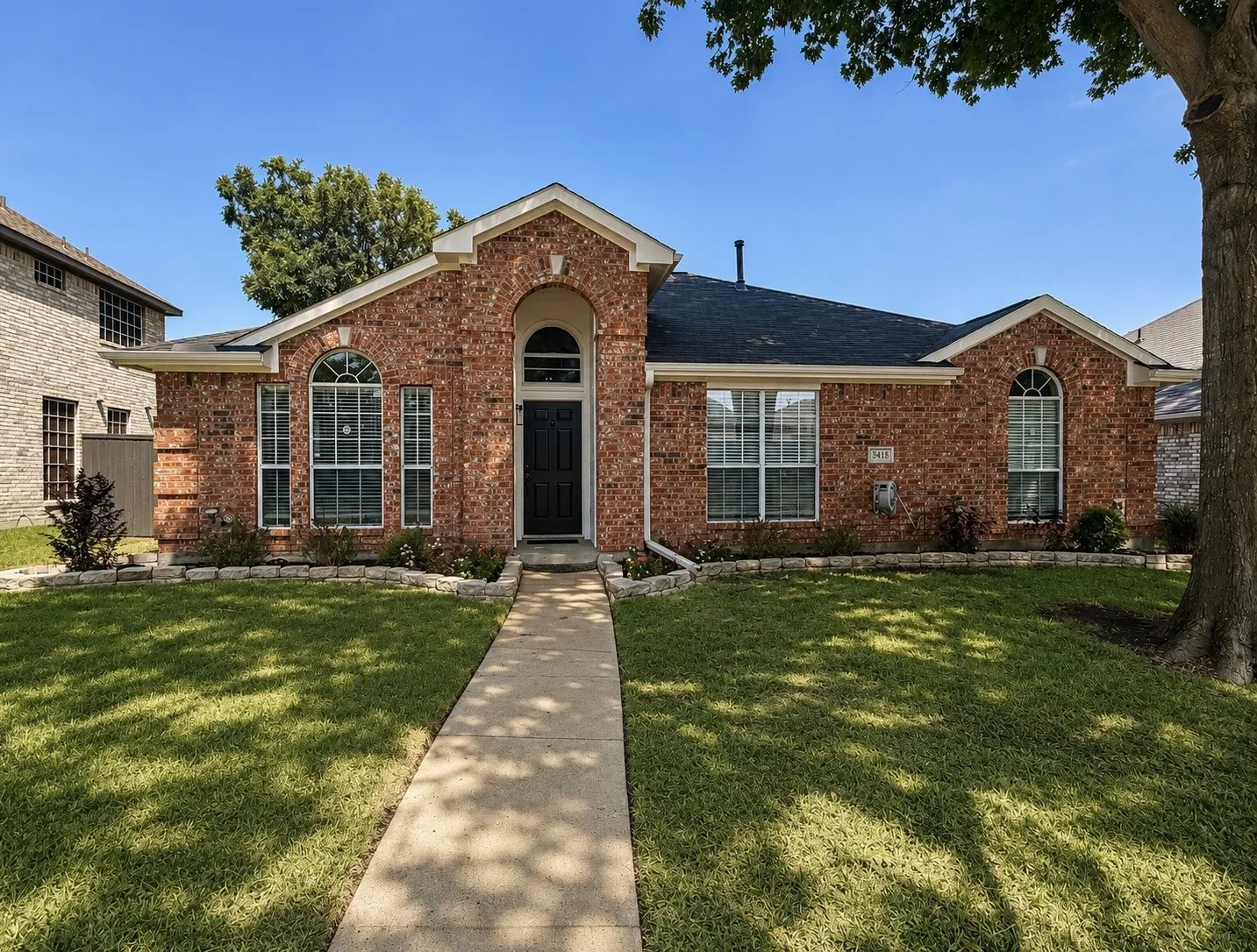 Single Family Residence For Sale in Dallas County , 3418 Key West Drive, Rowlett, Texas 75088, 3 Bedroom, 2 Bathroom, 2 Garage spaces, 1,701 Sqft, built in 1992, mls#21339022, Real Estate Agent in Rowlett, Homes For Sale in Dallas county, Homes For Sale in Rowlett, Realtor in Rowlett Texas, Real Estate Brokerage Independent Realty Texas, Luminita Cordes Realtor