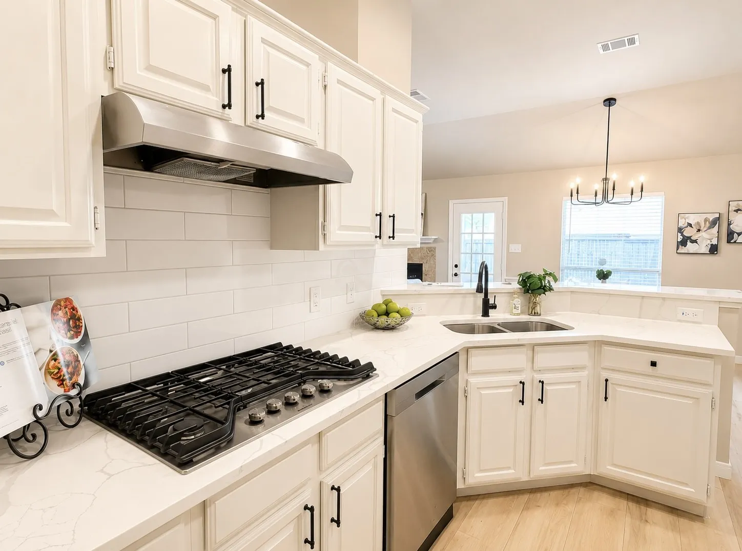 Single Family Residence For Sale in Dallas County , 3418 Key West Drive, Rowlett, Texas 75088, 3 Bedroom, 2 Bathroom, 2 Garage spaces, 1,701 Sqft, built in 1992, mls#21339022, Real Estate Agent in Rowlett, Homes For Sale in Dallas county, Homes For Sale in Rowlett, Realtor in Rowlett Texas, Real Estate Brokerage Independent Realty Texas, Luminita Cordes Realtor