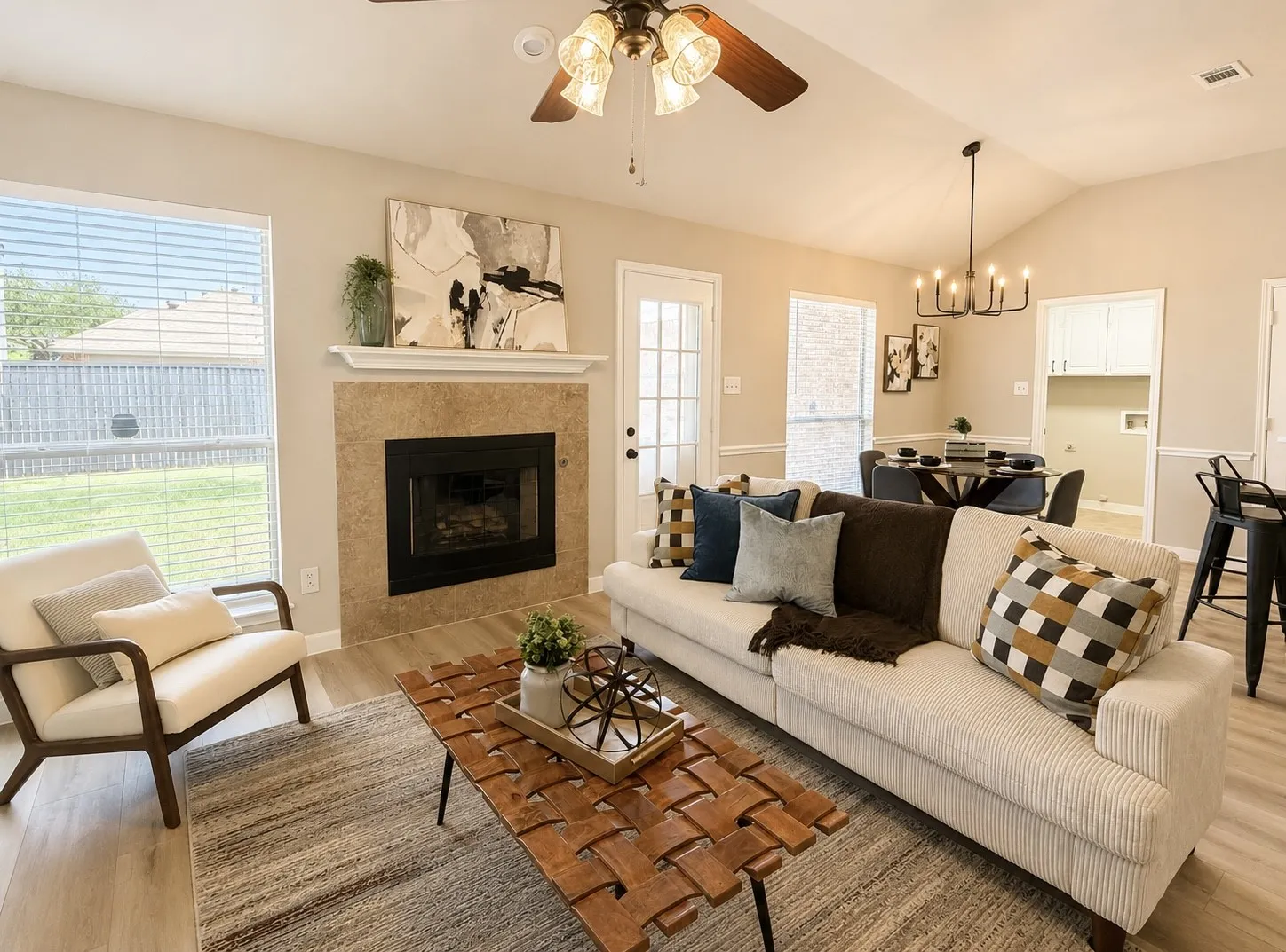 Single Family Residence For Sale in Dallas County , 3418 Key West Drive, Rowlett, Texas 75088, 3 Bedroom, 2 Bathroom, 2 Garage spaces, 1,701 Sqft, built in 1992, mls#21339022, Real Estate Agent in Rowlett, Homes For Sale in Dallas county, Homes For Sale in Rowlett, Realtor in Rowlett Texas, Real Estate Brokerage Independent Realty Texas, Luminita Cordes Realtor