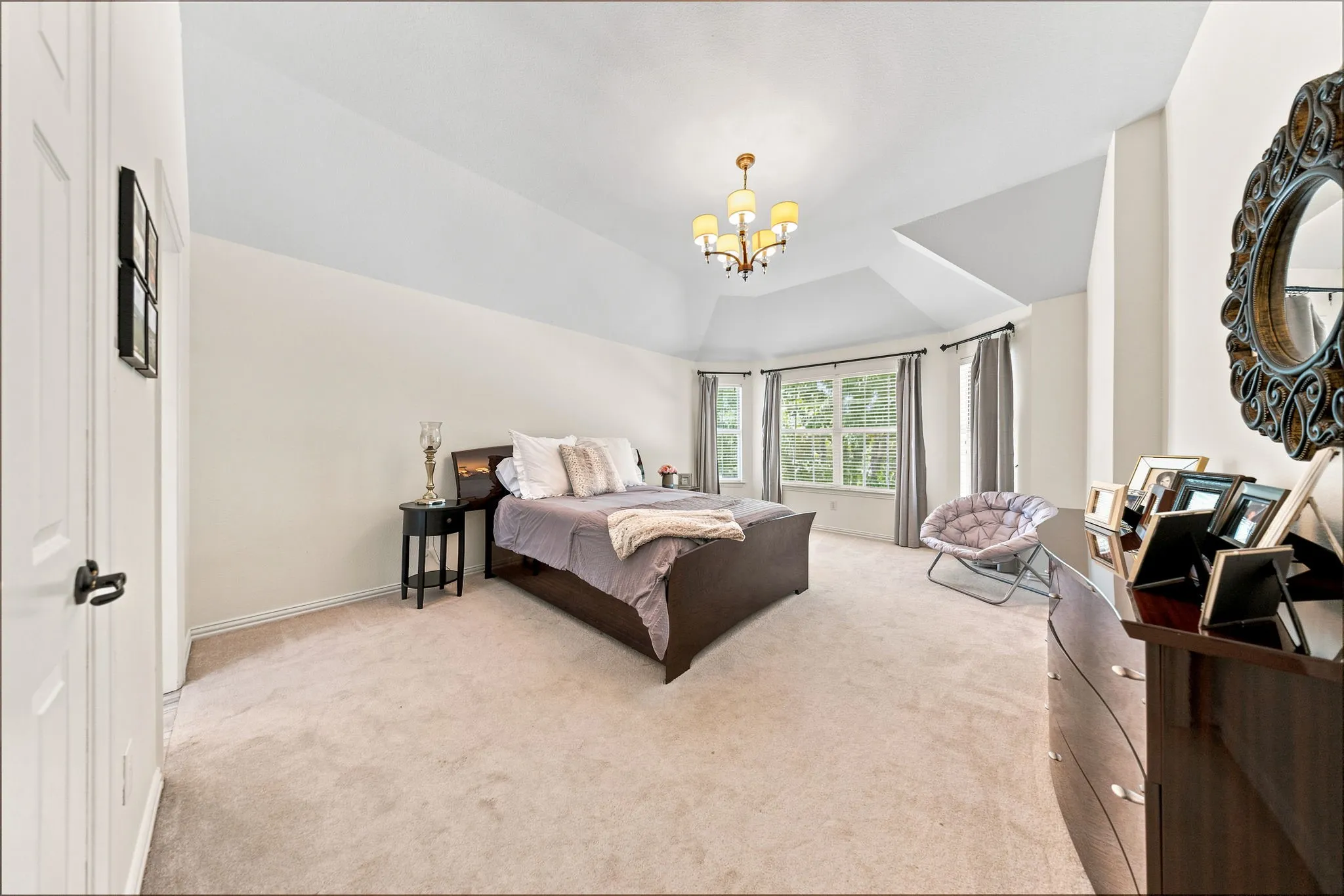 Single Family Residence For Sale in Collin County , 10624 Star Meadow Drive, Frisco, Texas 75033, 4 Bedroom, 4 Bathroom, 3 Garage spaces, 4,872 Sqft, built in 2001, mls#21336770, Real Estate Agent in Frisco, Homes For Sale in Collin county, Homes For Sale in Frisco, Realtor in Frisco Texas, Real Estate Brokerage Independent Realty Texas, Luminita Cordes Realtor