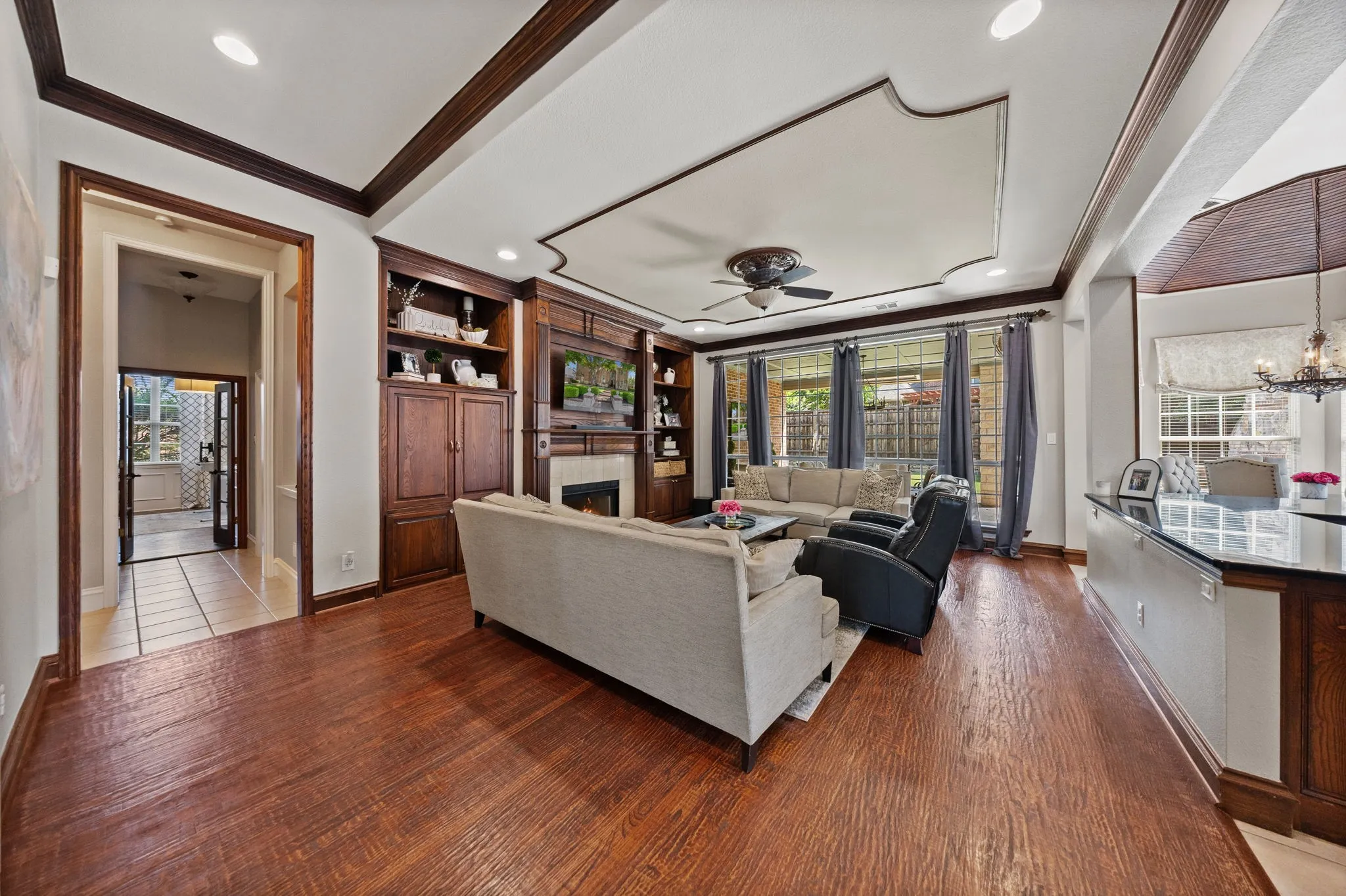 Single Family Residence For Sale in Collin County , 10624 Star Meadow Drive, Frisco, Texas 75033, 4 Bedroom, 4 Bathroom, 3 Garage spaces, 4,872 Sqft, built in 2001, mls#21336770, Real Estate Agent in Frisco, Homes For Sale in Collin county, Homes For Sale in Frisco, Realtor in Frisco Texas, Real Estate Brokerage Independent Realty Texas, Luminita Cordes Realtor