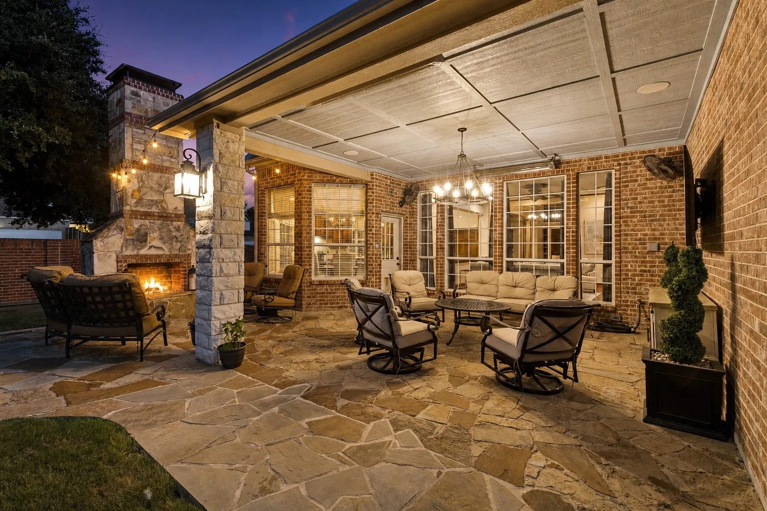 Single Family Residence For Sale in Collin County , 10624 Star Meadow Drive, Frisco, Texas 75033, 4 Bedroom, 4 Bathroom, 3 Garage spaces, 4,872 Sqft, built in 2001, mls#21336770, Real Estate Agent in Frisco, Homes For Sale in Collin county, Homes For Sale in Frisco, Realtor in Frisco Texas, Real Estate Brokerage Independent Realty Texas, Luminita Cordes Realtor