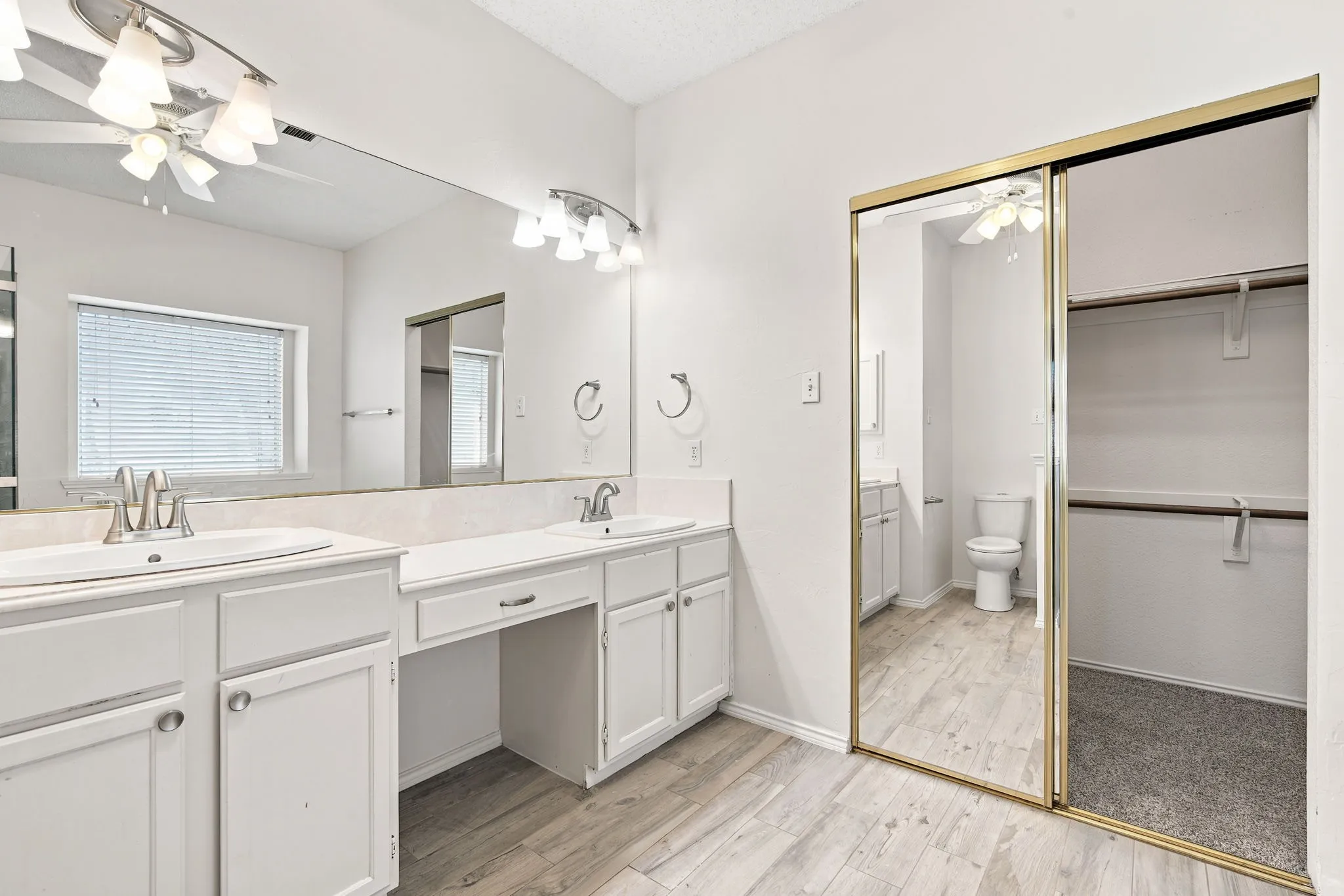 Single Family Residence For Rent in Dallas County , 1813 Pendleton Road, Rowlett, Texas 75089, 3 Bedroom, 3 Bathroom, 2 Garage spaces, 2,078 Sqft, built in 1994, mls#21339745, Real Estate Agent in Rowlett, Homes For Rent in Dallas county, Homes For Rent in Rowlett, Realtor in Rowlett Texas, Real Estate Brokerage Independent Realty Texas, Luminita Cordes Realtor