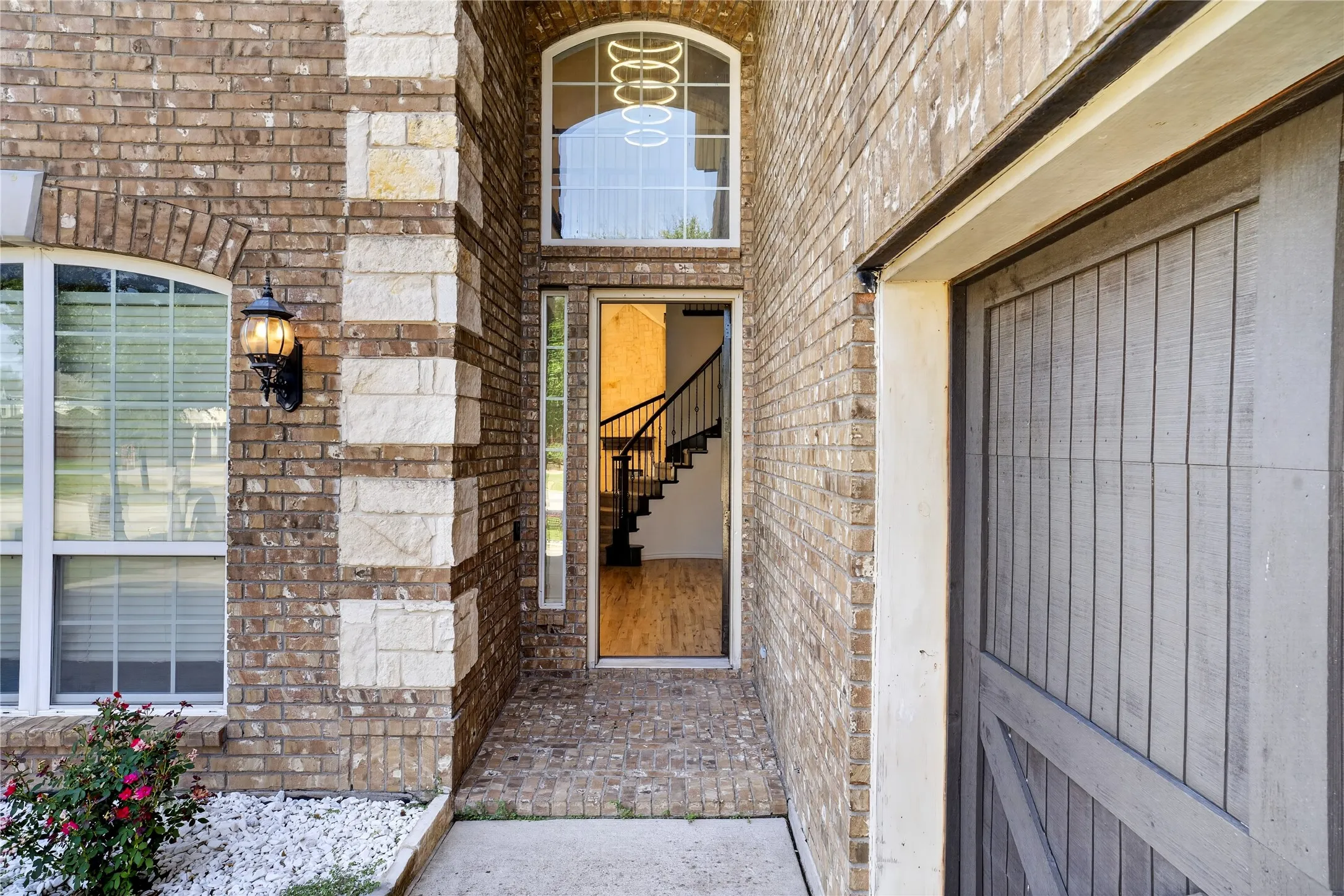 Warm and welcoming entrance to the stunning home!