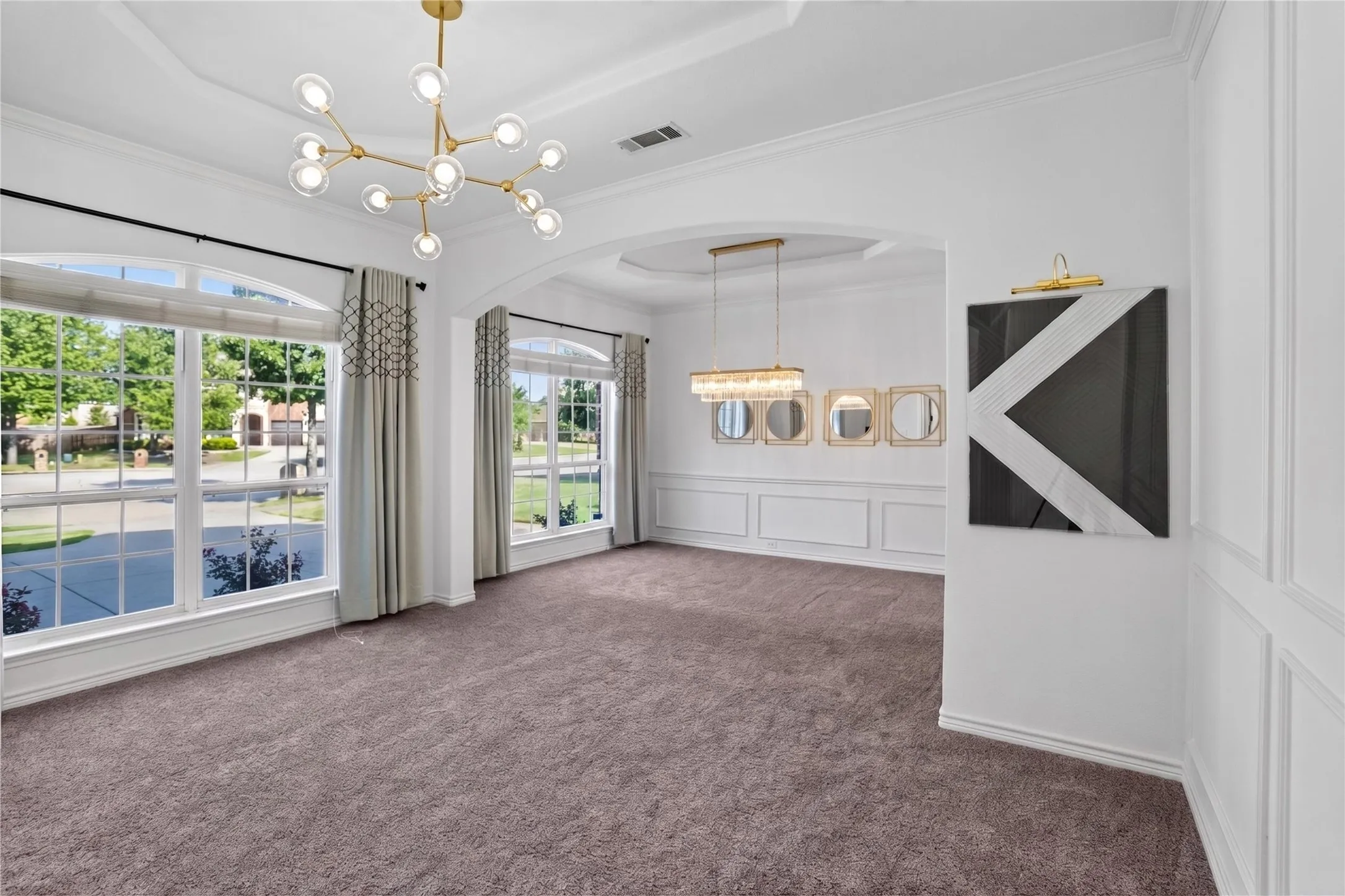
Deluxe Formal living!(a great bonus space with formal Dining!