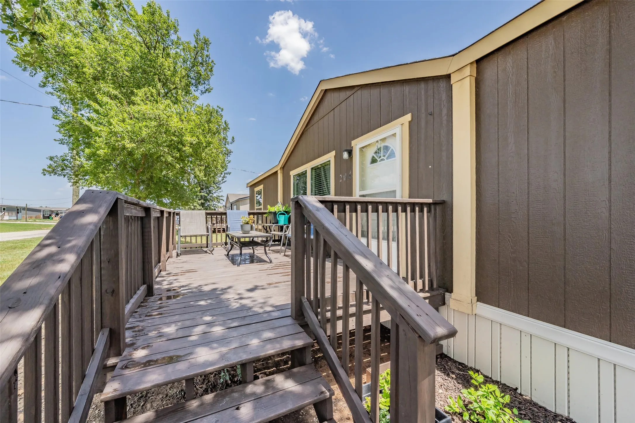Mobile Home For Sale in Wise County , 204 Overland Trail, Bridgeport, Texas 76426, 3 Bedroom, 2 Bathroom, Garage spaces, 1,390 Sqft, built in 2023, mls#21339378, Real Estate Agent in Bridgeport, Homes For Sale in Wise county, Homes For Sale in Bridgeport, Realtor in Bridgeport Texas, Real Estate Brokerage Independent Realty Texas, Luminita Cordes Realtor