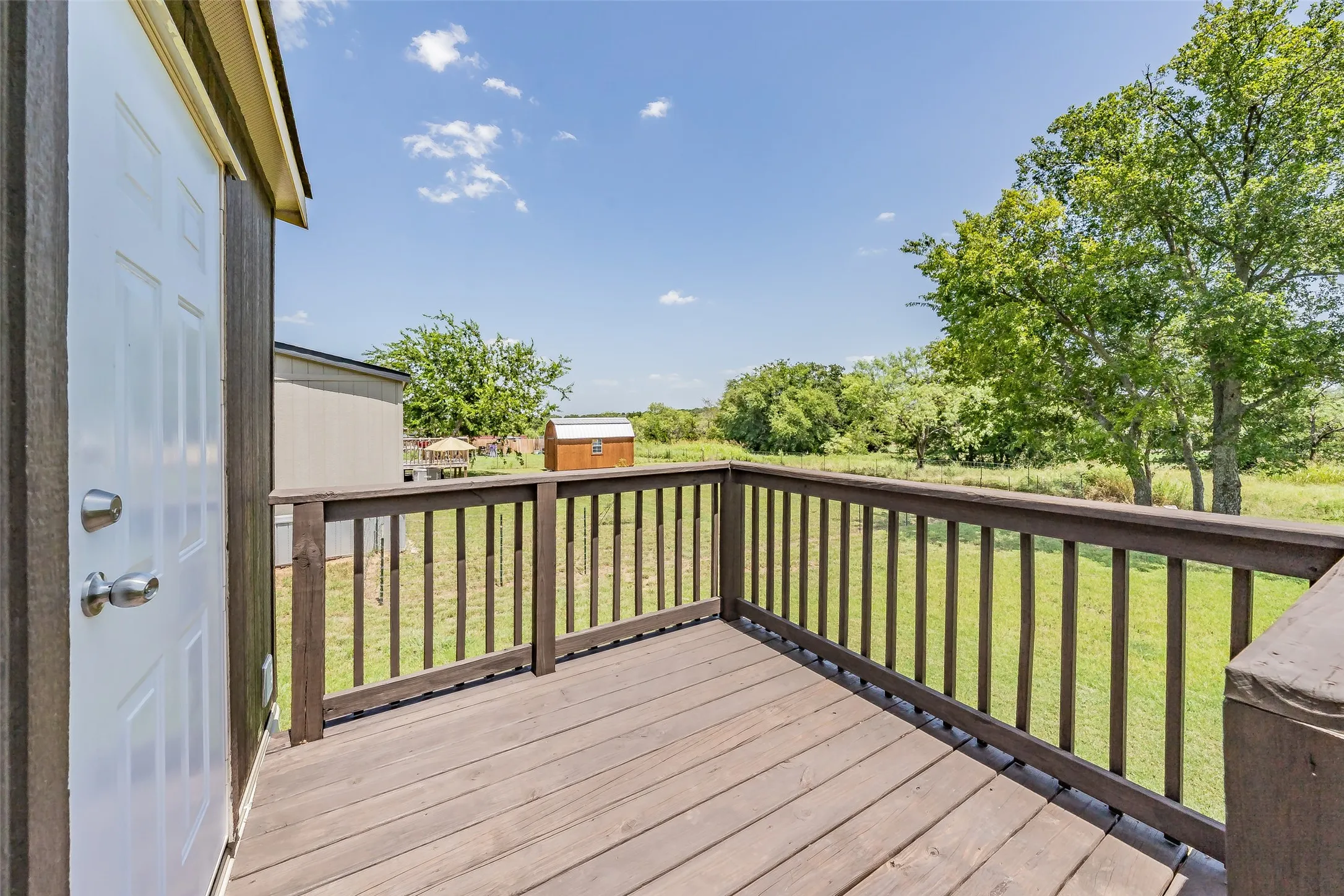 Mobile Home For Sale in Wise County , 204 Overland Trail, Bridgeport, Texas 76426, 3 Bedroom, 2 Bathroom, Garage spaces, 1,390 Sqft, built in 2023, mls#21339378, Real Estate Agent in Bridgeport, Homes For Sale in Wise county, Homes For Sale in Bridgeport, Realtor in Bridgeport Texas, Real Estate Brokerage Independent Realty Texas, Luminita Cordes Realtor