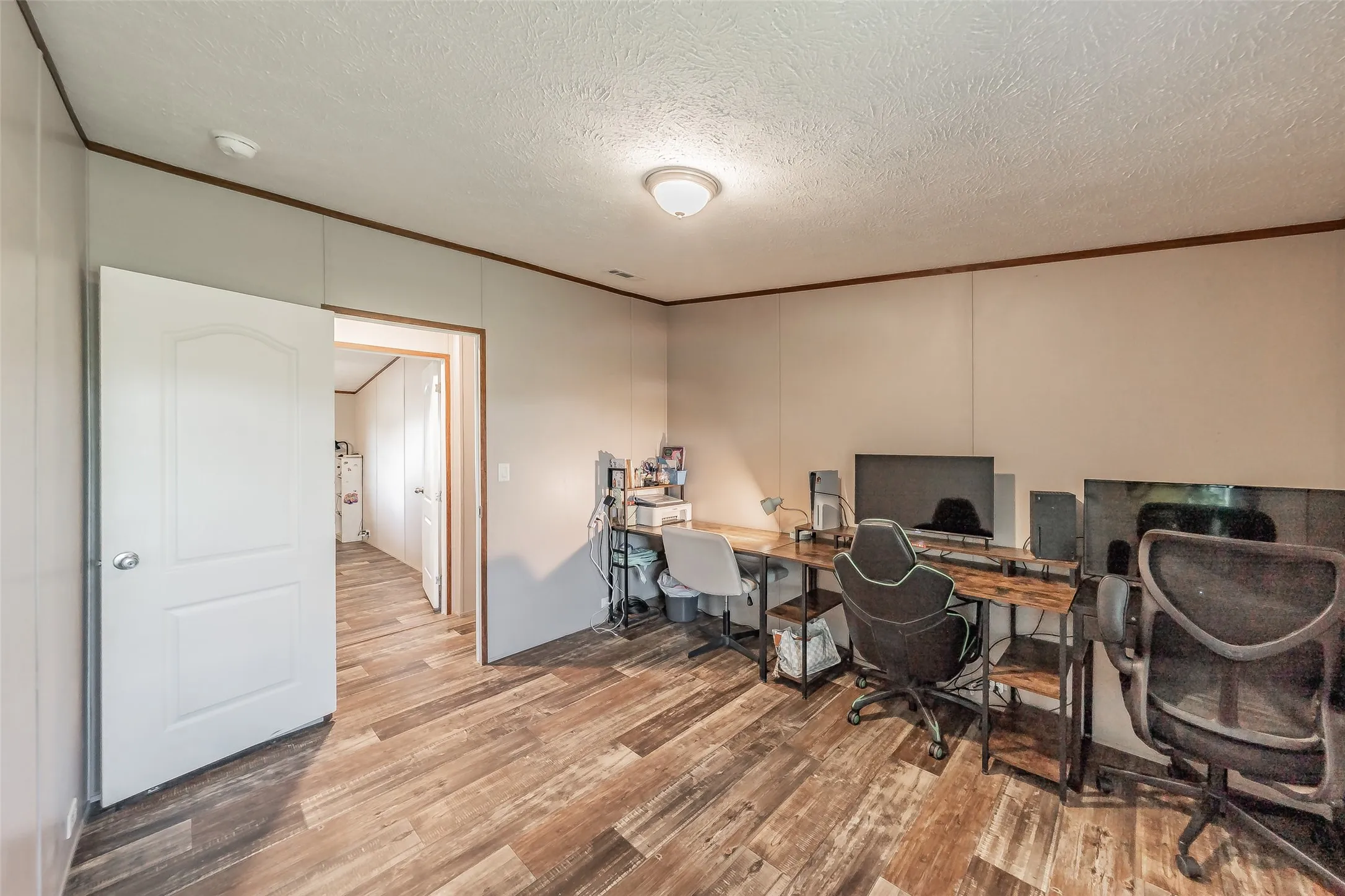 Mobile Home For Sale in Wise County , 204 Overland Trail, Bridgeport, Texas 76426, 3 Bedroom, 2 Bathroom, Garage spaces, 1,390 Sqft, built in 2023, mls#21339378, Real Estate Agent in Bridgeport, Homes For Sale in Wise county, Homes For Sale in Bridgeport, Realtor in Bridgeport Texas, Real Estate Brokerage Independent Realty Texas, Luminita Cordes Realtor