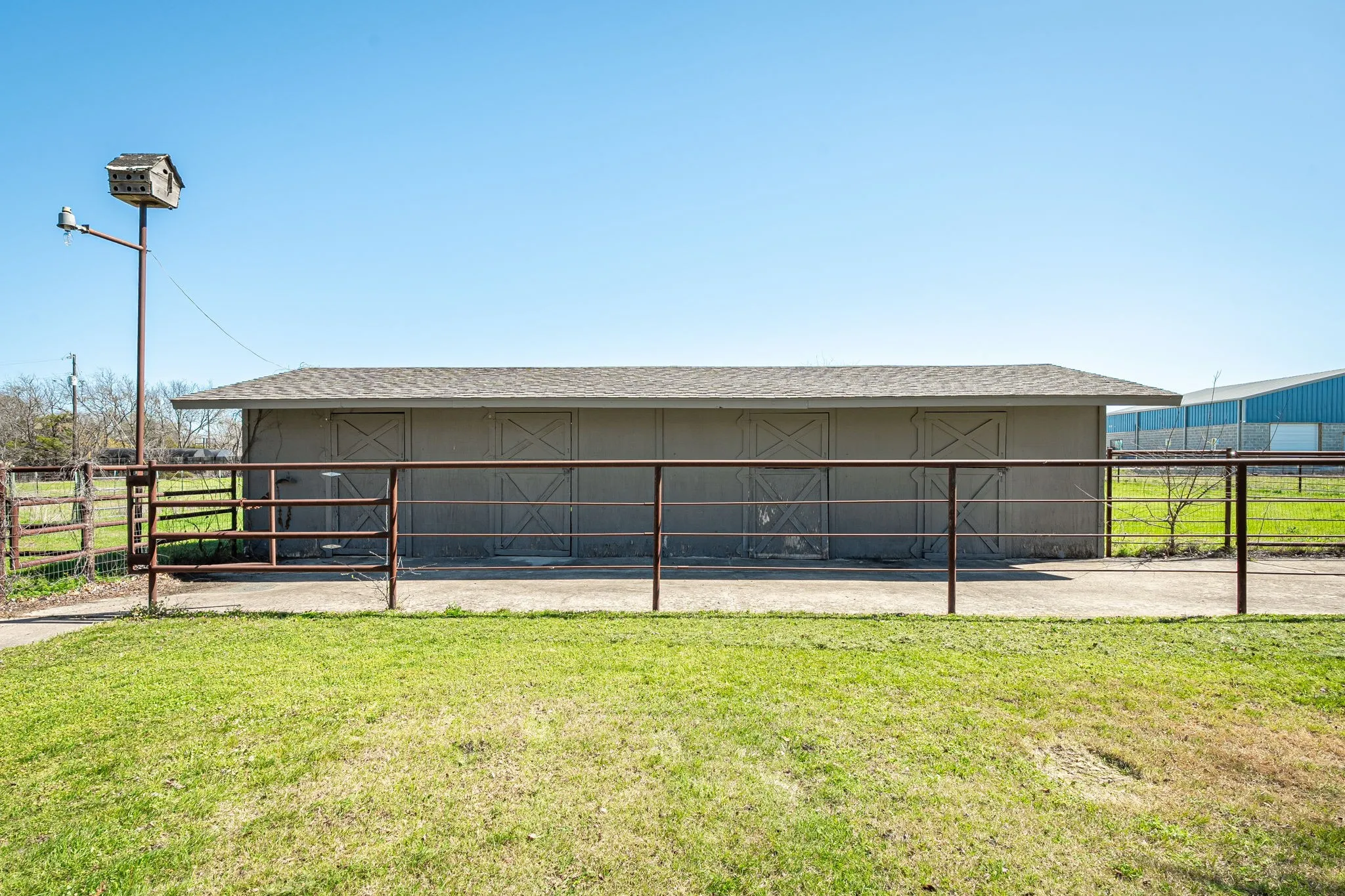 Single Family Residence For Sale in Collin County , 1673 Road Runner Road, Anna, Texas 75409, 4 Bedroom, 3 Bathroom, 3 Garage spaces, 2,723 Sqft, built in 1976, mls#21339749, Real Estate Agent in Anna, Homes For Sale in Collin county, Homes For Sale in Anna, Realtor in Anna Texas, Real Estate Brokerage Independent Realty Texas, Luminita Cordes Realtor