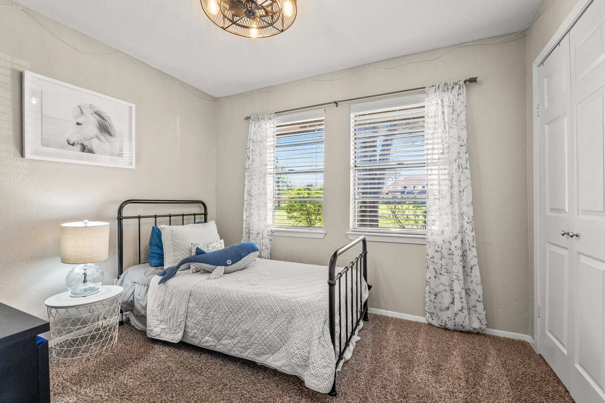 Secondary bedroom