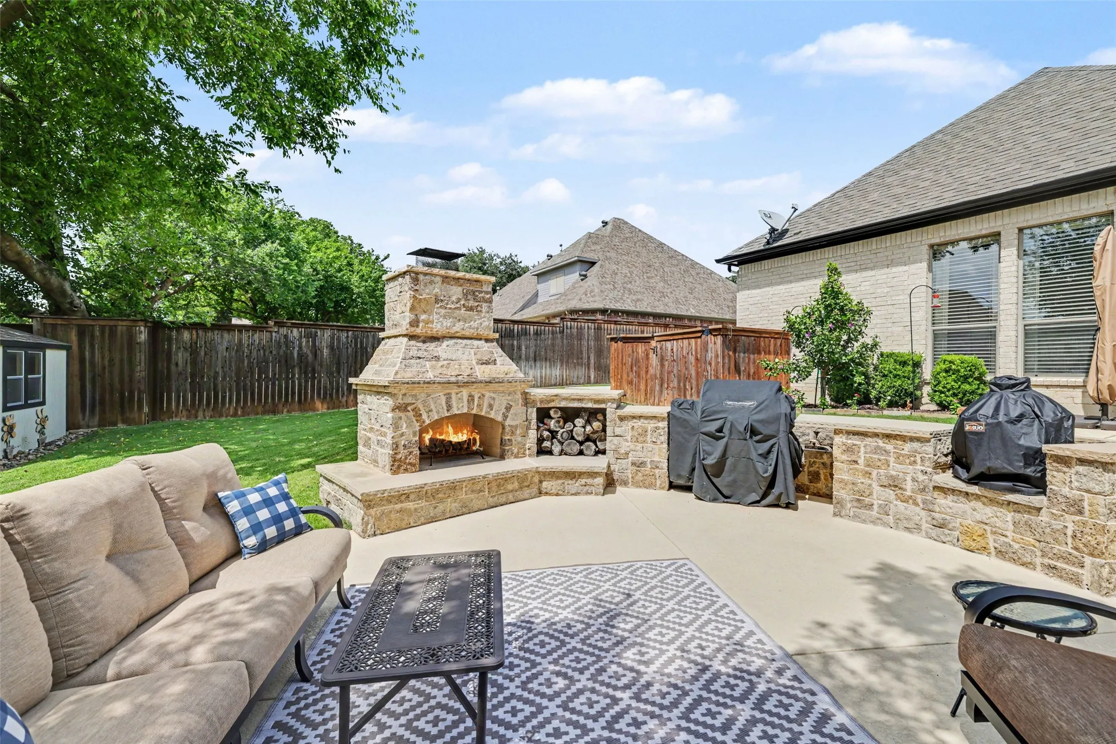 Outdoor living with fireplace