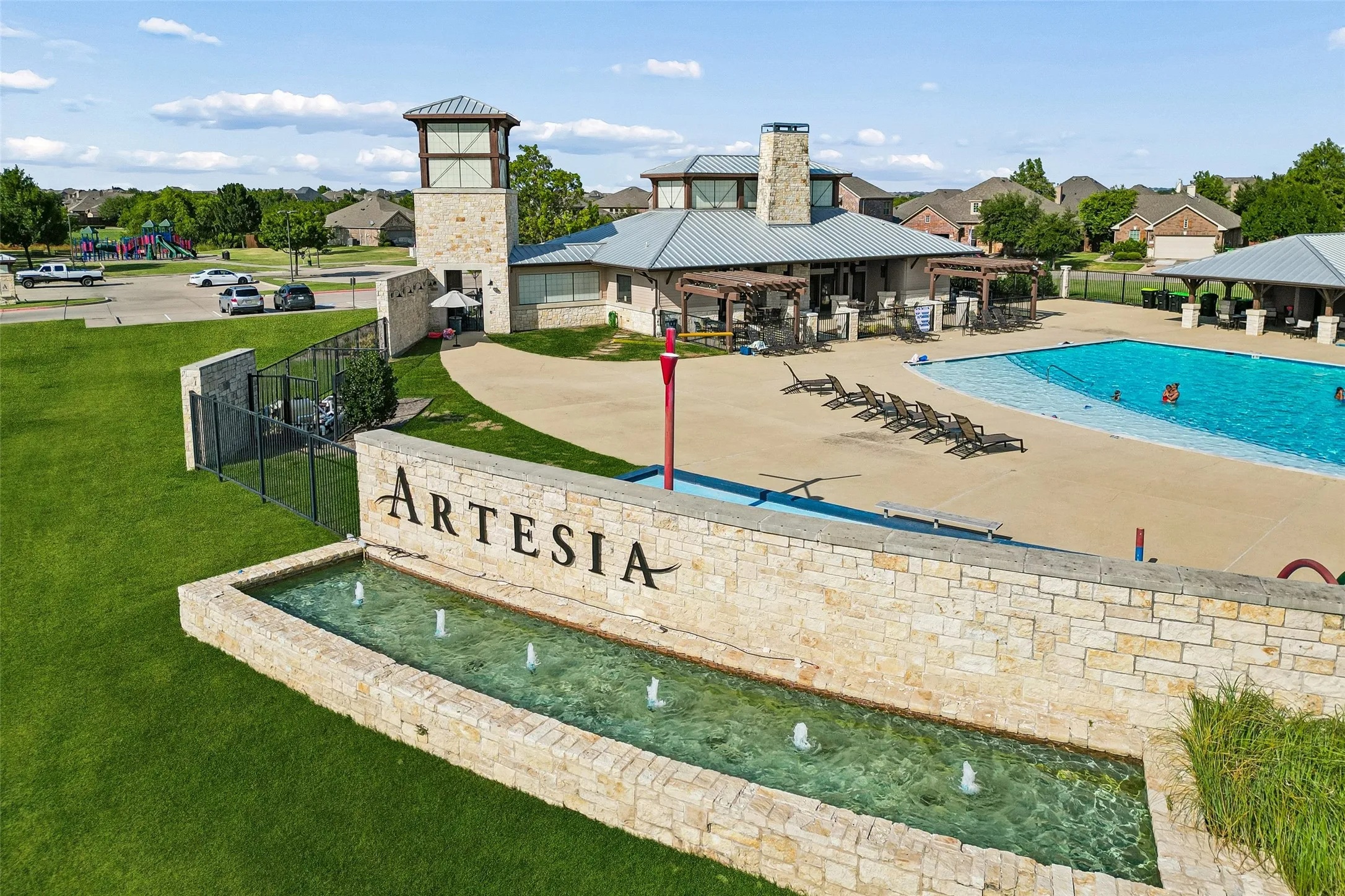 Single Family Residence For Sale in Denton County , 16509 Dry Creek Boulevard, Prosper, Texas 75078, 4 Bedroom, 3 Bathroom, 2 Garage spaces, 2,804 Sqft, built in 2017, mls#21332136, Real Estate Agent in Prosper, Homes For Sale in Denton county, Homes For Sale in Prosper, Realtor in Prosper Texas, Real Estate Brokerage Independent Realty Texas, Luminita Cordes Realtor