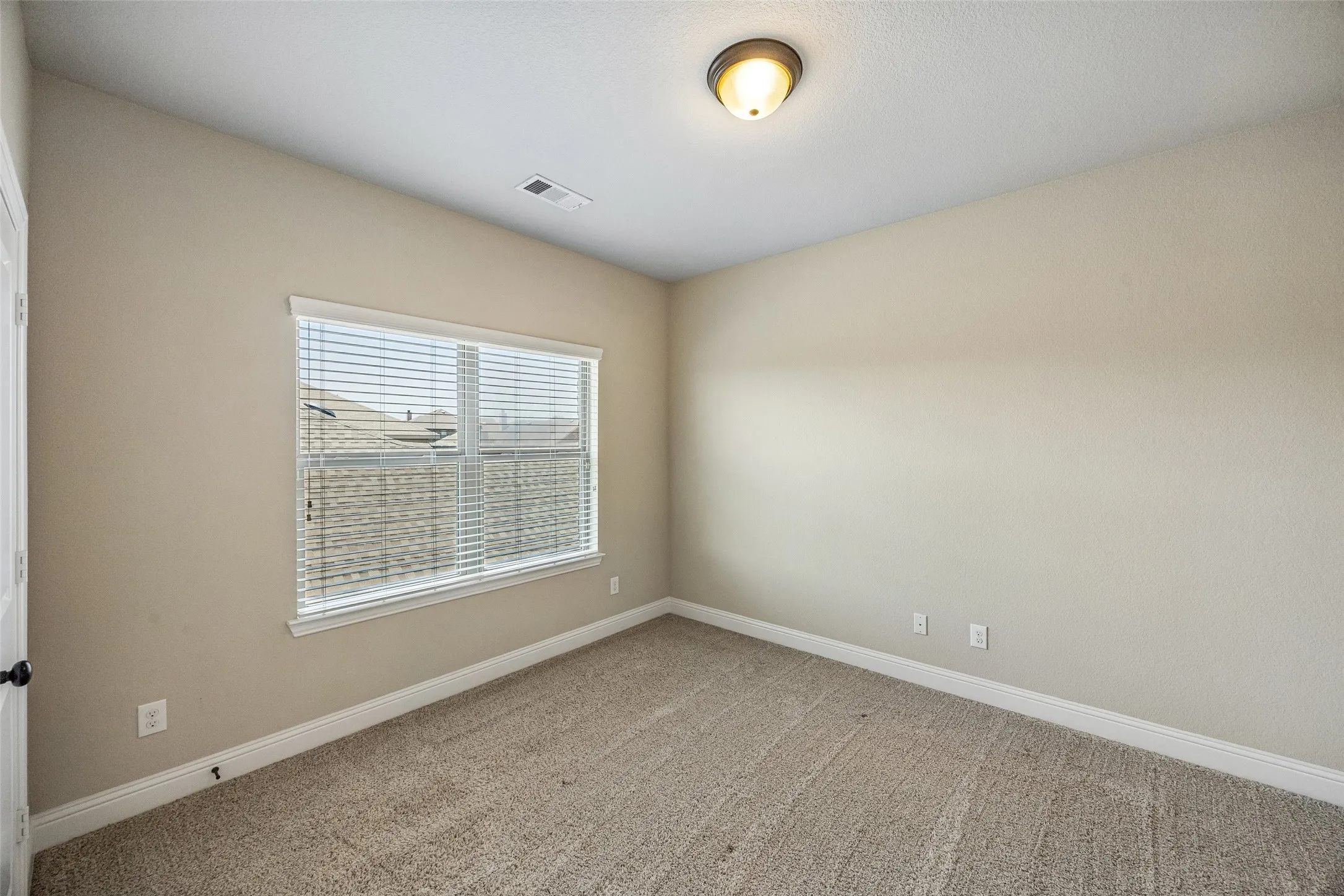 Single Family Residence For Sale in Denton County , 16509 Dry Creek Boulevard, Prosper, Texas 75078, 4 Bedroom, 3 Bathroom, 2 Garage spaces, 2,804 Sqft, built in 2017, mls#21332136, Real Estate Agent in Prosper, Homes For Sale in Denton county, Homes For Sale in Prosper, Realtor in Prosper Texas, Real Estate Brokerage Independent Realty Texas, Luminita Cordes Realtor