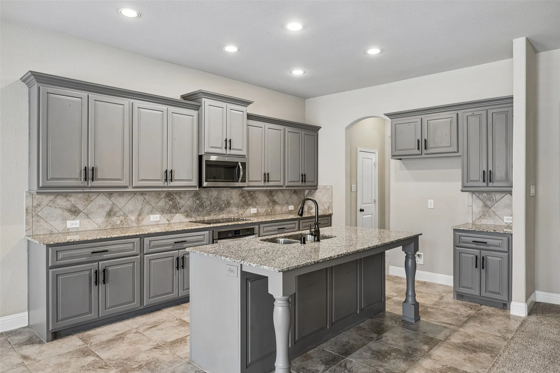 Single Family Residence For Sale in Denton County , 16509 Dry Creek Boulevard, Prosper, Texas 75078, 4 Bedroom, 3 Bathroom, 2 Garage spaces, 2,804 Sqft, built in 2017, mls#21332136, Real Estate Agent in Prosper, Homes For Sale in Denton county, Homes For Sale in Prosper, Realtor in Prosper Texas, Real Estate Brokerage Independent Realty Texas, Luminita Cordes Realtor