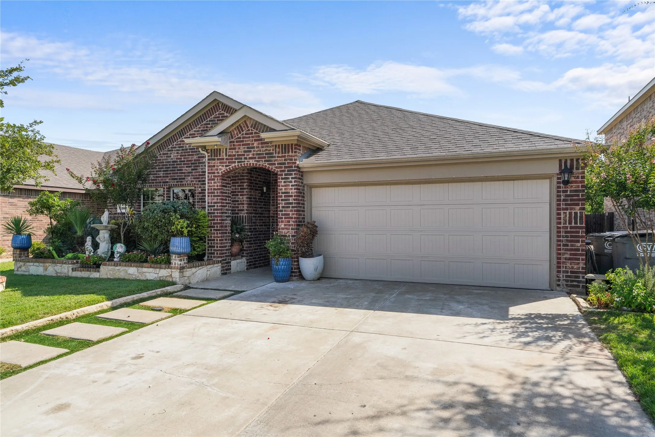 Single Family Residence For Sale in Collin County , 1202 Bronze Lane, Princeton, Texas 75407, 4 Bedroom, 2 Bathroom, 2 Garage spaces, 1,567 Sqft, built in 2019, Price $290,000, mls#21339779, Real Estate Agent in Princeton, Homes For Sale in Collin county, Homes For Sale in Princeton, Realtor in Princeton Texas, Real Estate Brokerage Independent Realty Texas, Luminita Cordes Realtor