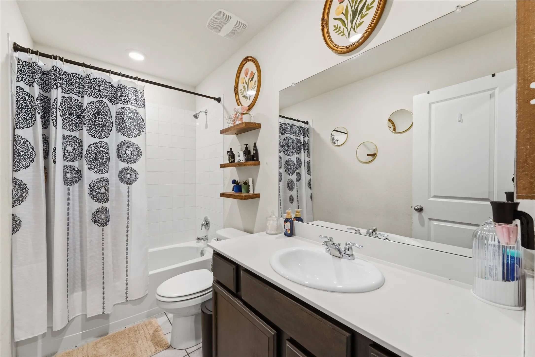 Single Family Residence For Sale in Collin County , 1202 Bronze Lane, Princeton, Texas 75407, 4 Bedroom, 2 Bathroom, 2 Garage spaces, 1,567 Sqft, built in 2019, Price $290,000, mls#21339779, Real Estate Agent in Princeton, Homes For Sale in Collin county, Homes For Sale in Princeton, Realtor in Princeton Texas, Real Estate Brokerage Independent Realty Texas, Luminita Cordes Realtor