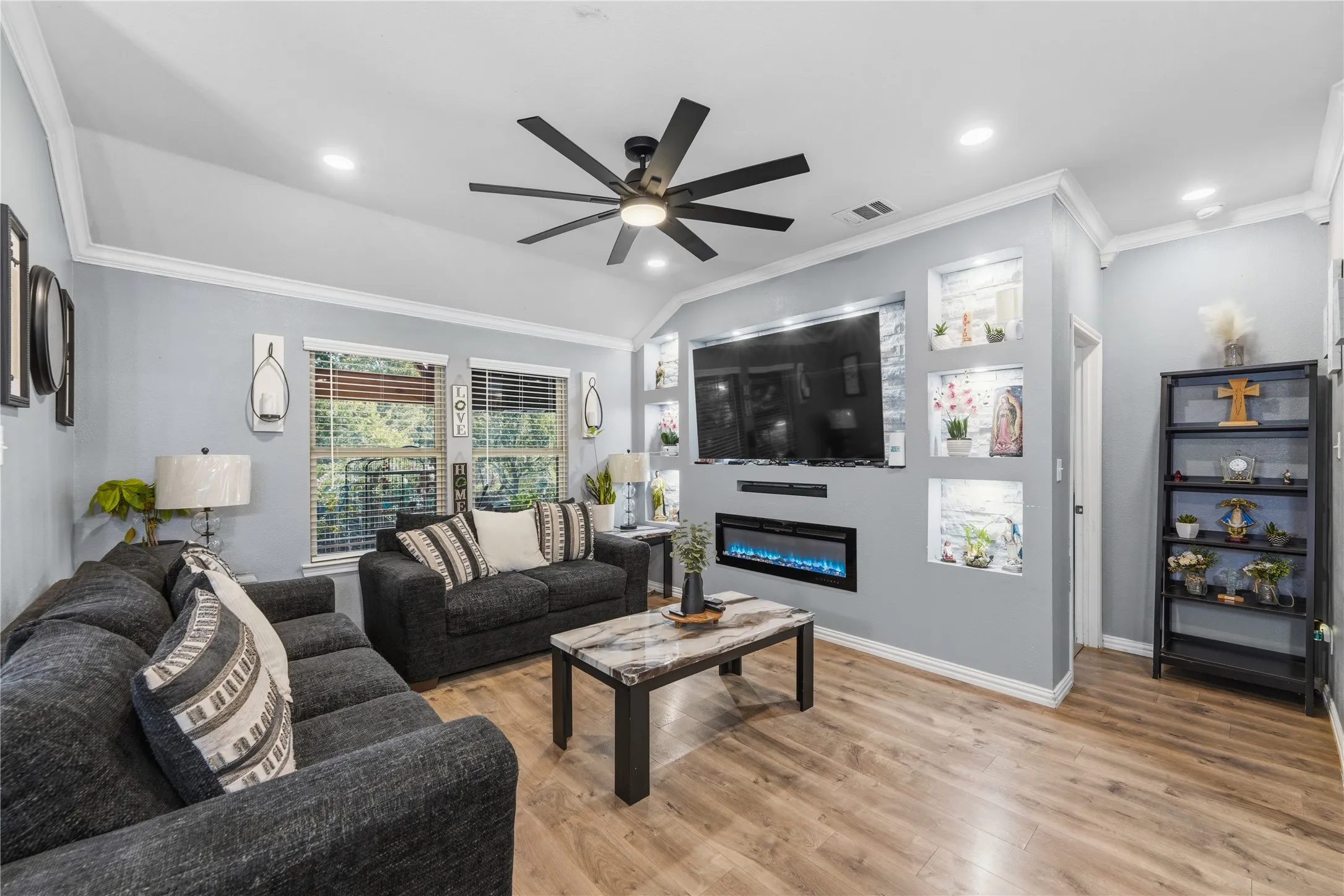 Single Family Residence For Sale in Collin County , 1202 Bronze Lane, Princeton, Texas 75407, 4 Bedroom, 2 Bathroom, 2 Garage spaces, 1,567 Sqft, built in 2019, Price $290,000, mls#21339779, Real Estate Agent in Princeton, Homes For Sale in Collin county, Homes For Sale in Princeton, Realtor in Princeton Texas, Real Estate Brokerage Independent Realty Texas, Luminita Cordes Realtor