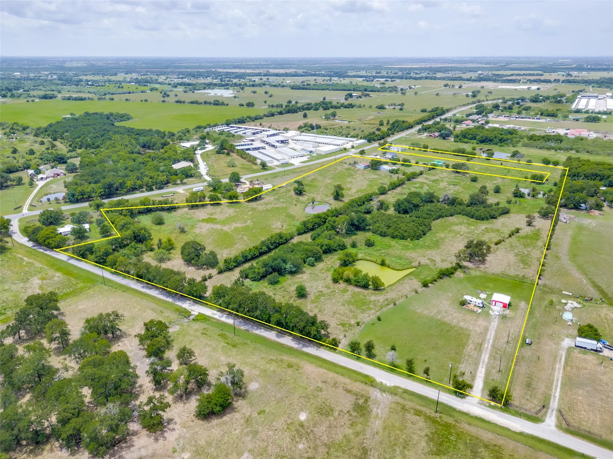 Aerial views of the property lines are appx. depictions