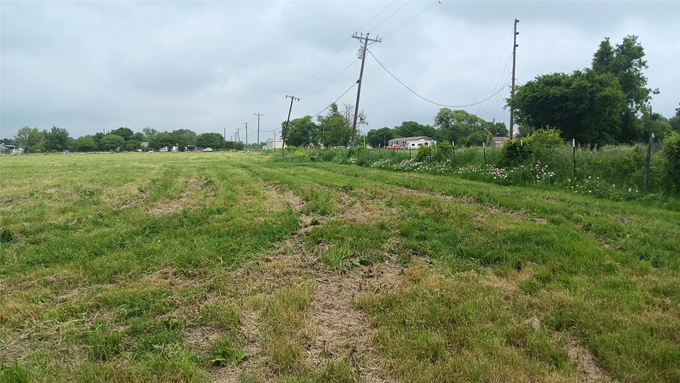 Ranch For Sale in Falls County , TBD. Hwy 7, Chilton, Texas 76632, 0, 0, Garage spaces, 0 Sqft, built in 0, Price $618,550, mls#21339765, Real Estate Agent in Chilton, Homes For Sale in Falls county, Homes For Sale in Chilton, Realtor in Chilton Texas, Real Estate Brokerage Independent Realty Texas, Luminita Cordes Realtor