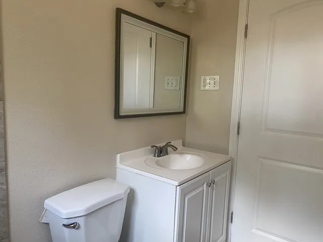 Single Family Residence For Rent in Dallas County , 212 Washington Street, Garland, Texas 75040, 3 Bedroom, 2 Bathroom, 2 Garage spaces, 1,732 Sqft, built in 1949, mls#21339767, Real Estate Agent in Garland, Homes For Rent in Dallas county, Homes For Rent in Garland, Realtor in Garland Texas, Real Estate Brokerage Independent Realty Texas, Luminita Cordes Realtor