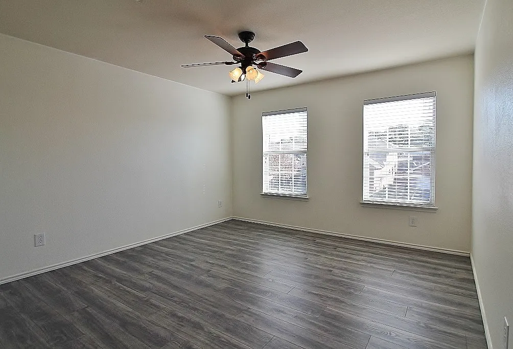 Single Family Residence For Rent in Tarrant County , 10125 Sourwood Drive, Fort Worth, Texas 76244, 4 Bedroom, 3 Bathroom, 2 Garage spaces, 2,947 Sqft, built in 2004, mls#21339796, Real Estate Agent in Fort Worth, Homes For Rent in Tarrant county, Homes For Rent in Fort Worth, Realtor in Fort Worth Texas, Real Estate Brokerage Independent Realty Texas, Luminita Cordes Realtor