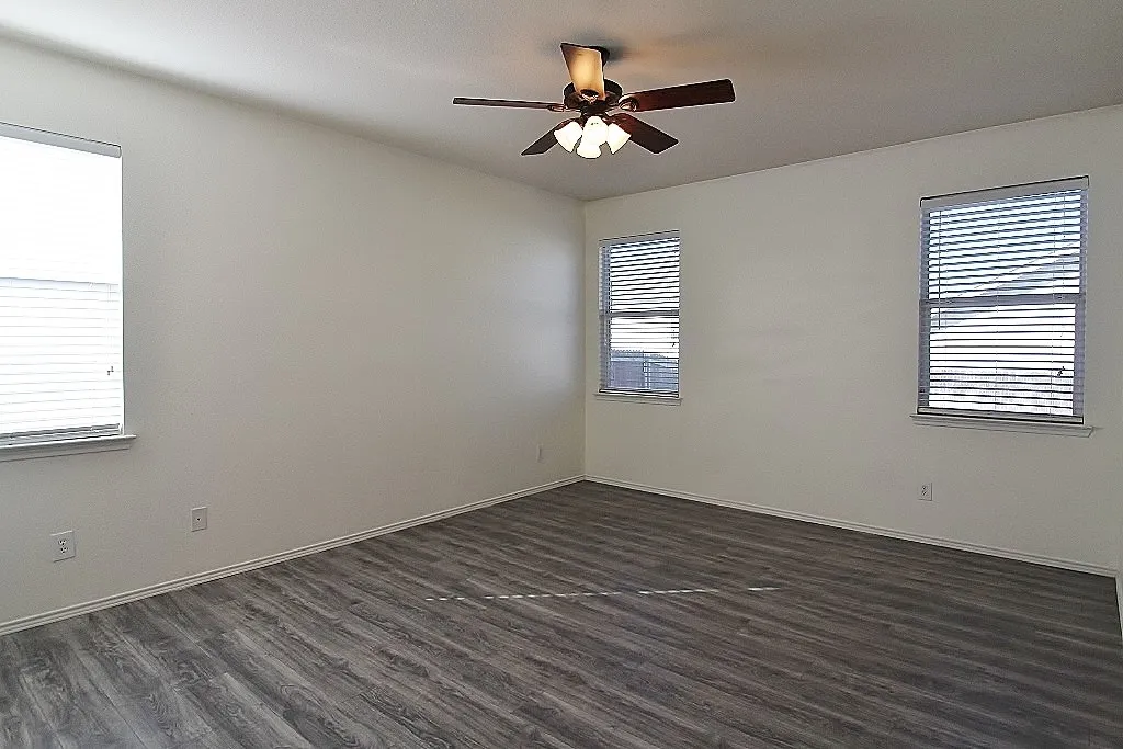 Single Family Residence For Rent in Tarrant County , 10125 Sourwood Drive, Fort Worth, Texas 76244, 4 Bedroom, 3 Bathroom, 2 Garage spaces, 2,947 Sqft, built in 2004, mls#21339796, Real Estate Agent in Fort Worth, Homes For Rent in Tarrant county, Homes For Rent in Fort Worth, Realtor in Fort Worth Texas, Real Estate Brokerage Independent Realty Texas, Luminita Cordes Realtor